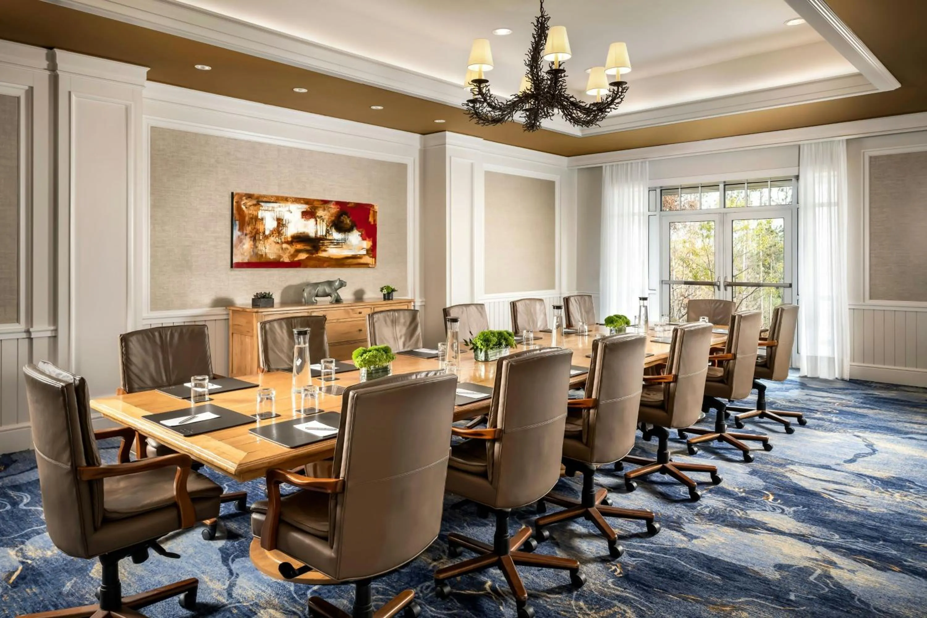 Meeting/conference room in JW Marriott The Rosseau Muskoka Resort & Spa