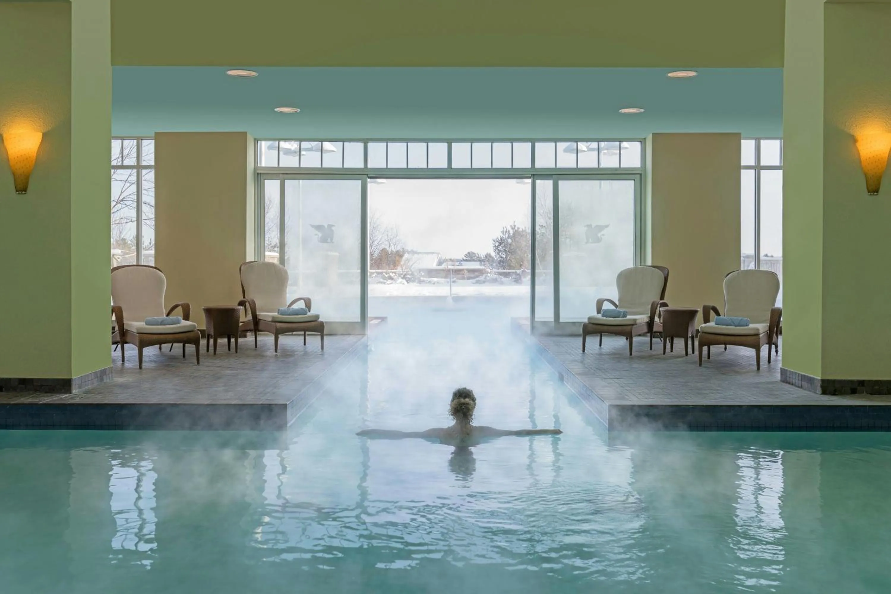 Swimming pool in JW Marriott The Rosseau Muskoka Resort & Spa