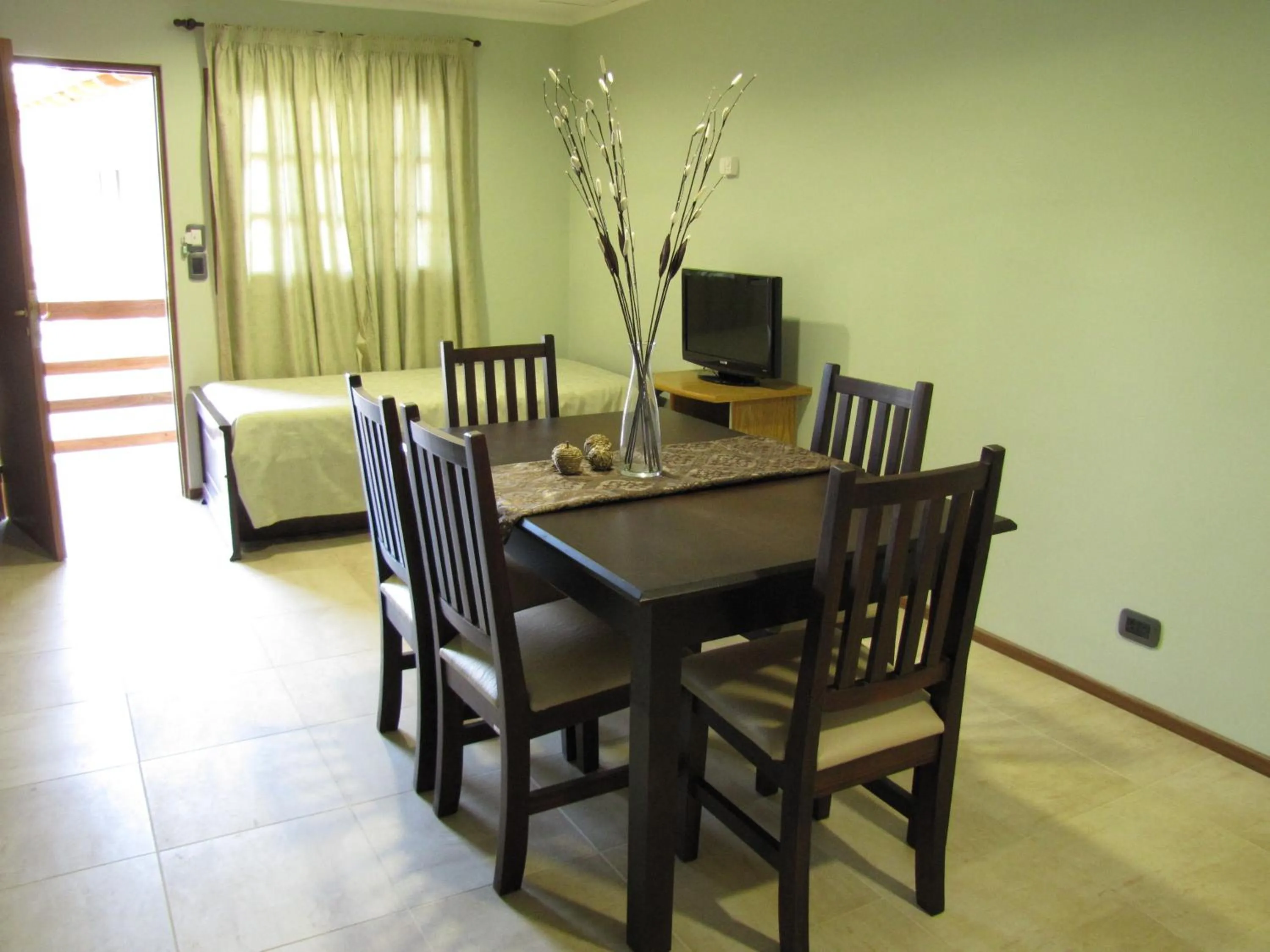 Kitchen or kitchenette in Tunkelén Apart Hotel