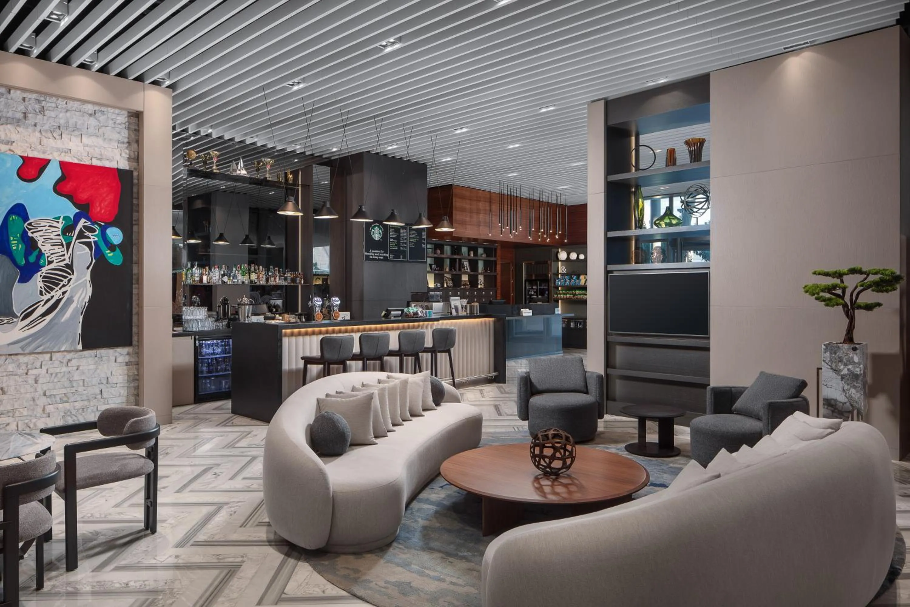 Lounge or bar in Four Points by Sheraton Izmir