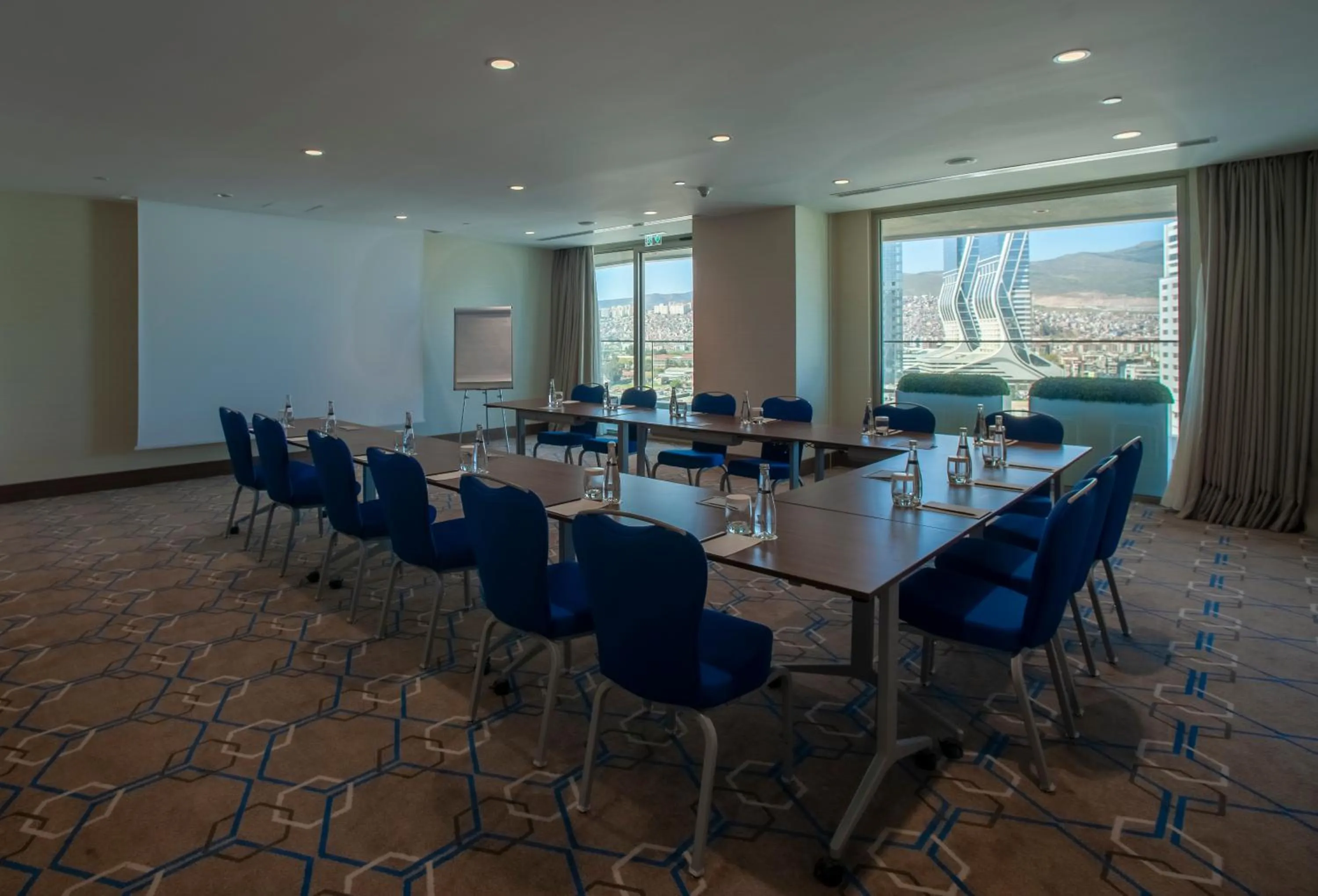 Meeting/conference room in Four Points by Sheraton Izmir