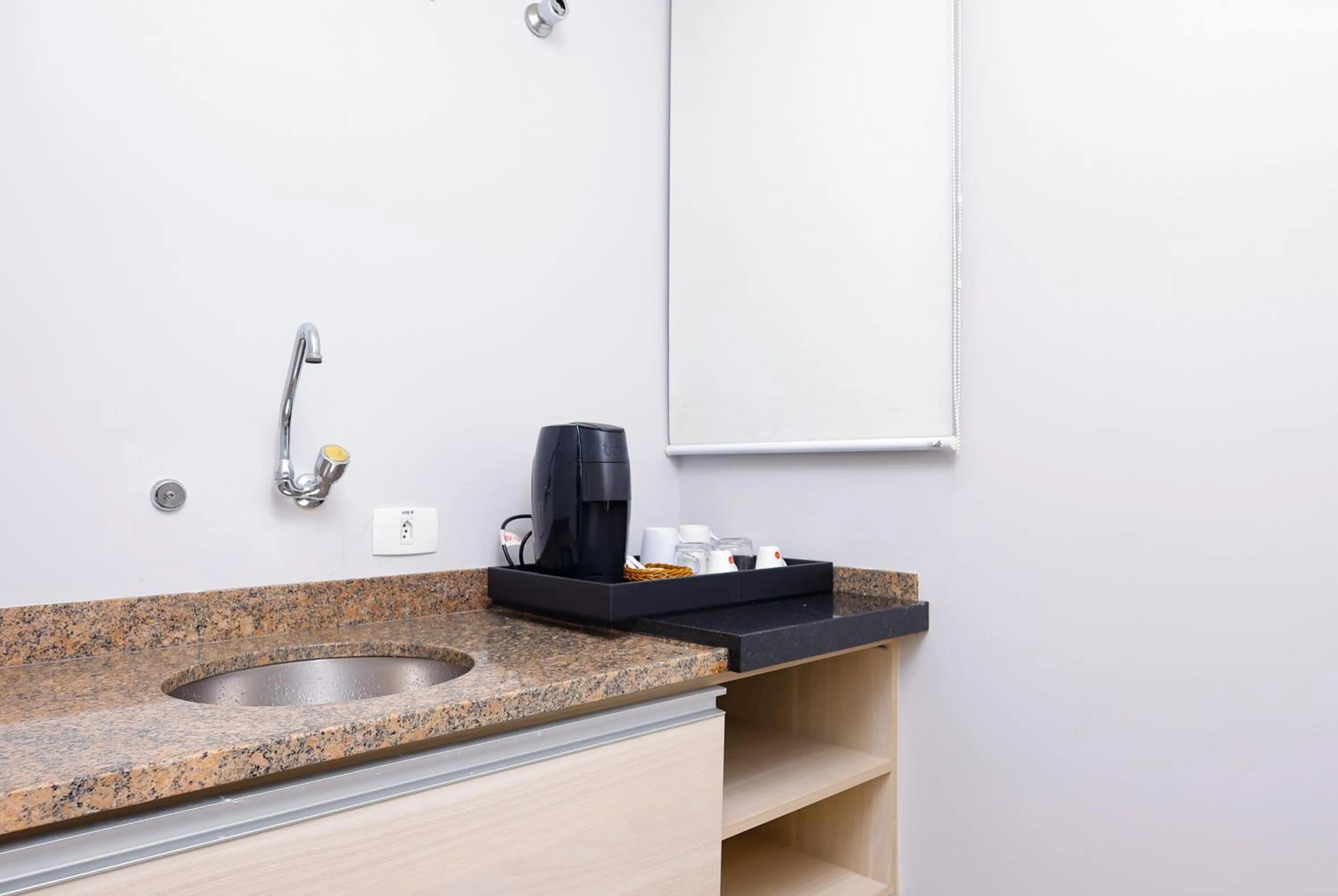 Kitchen or kitchenette in Radisson Oscar Freire