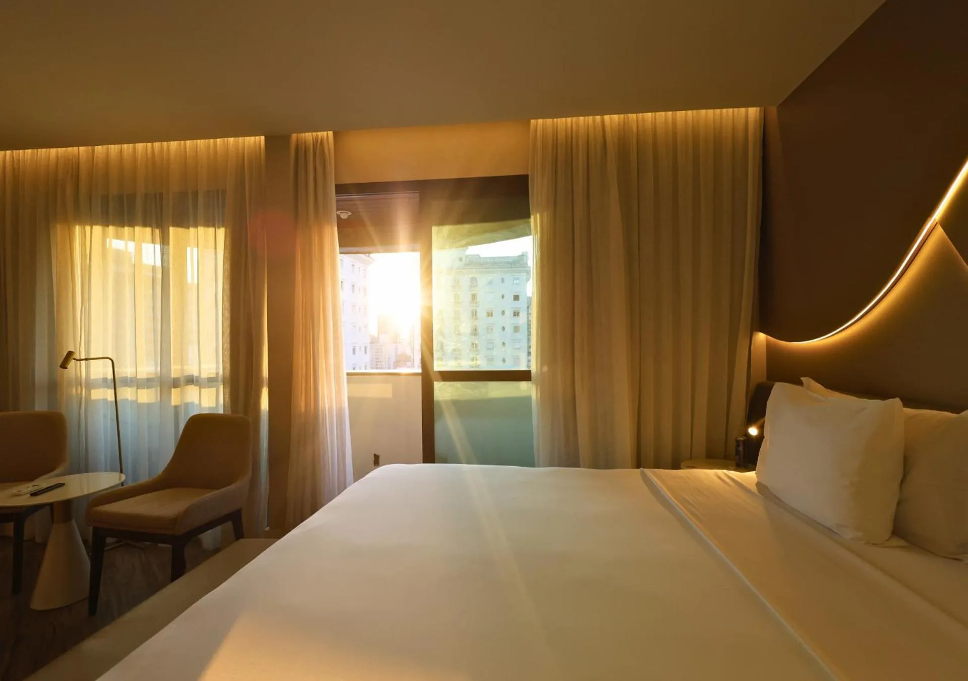 Bed in Radisson Oscar Freire