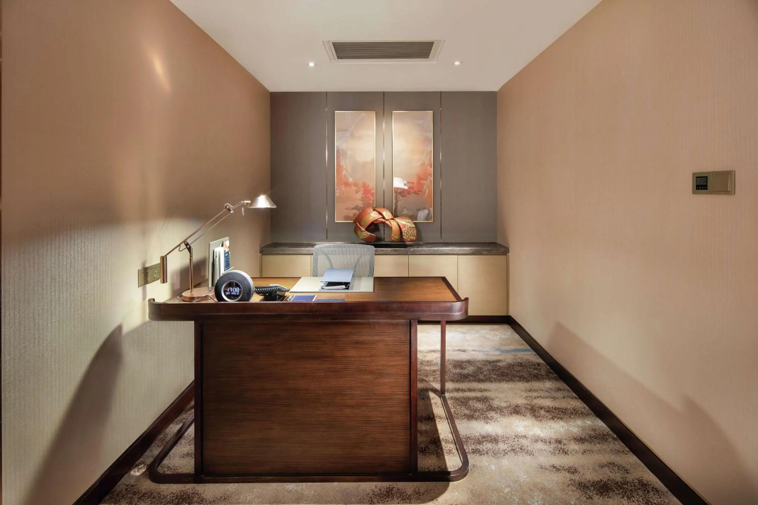 Bedroom in Hilton Shenyang