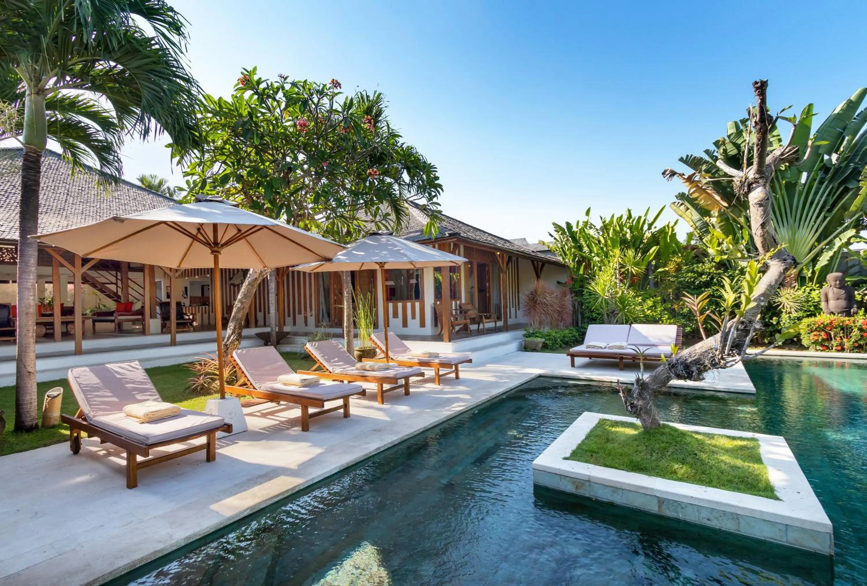 Garden in La Villa Des Sens