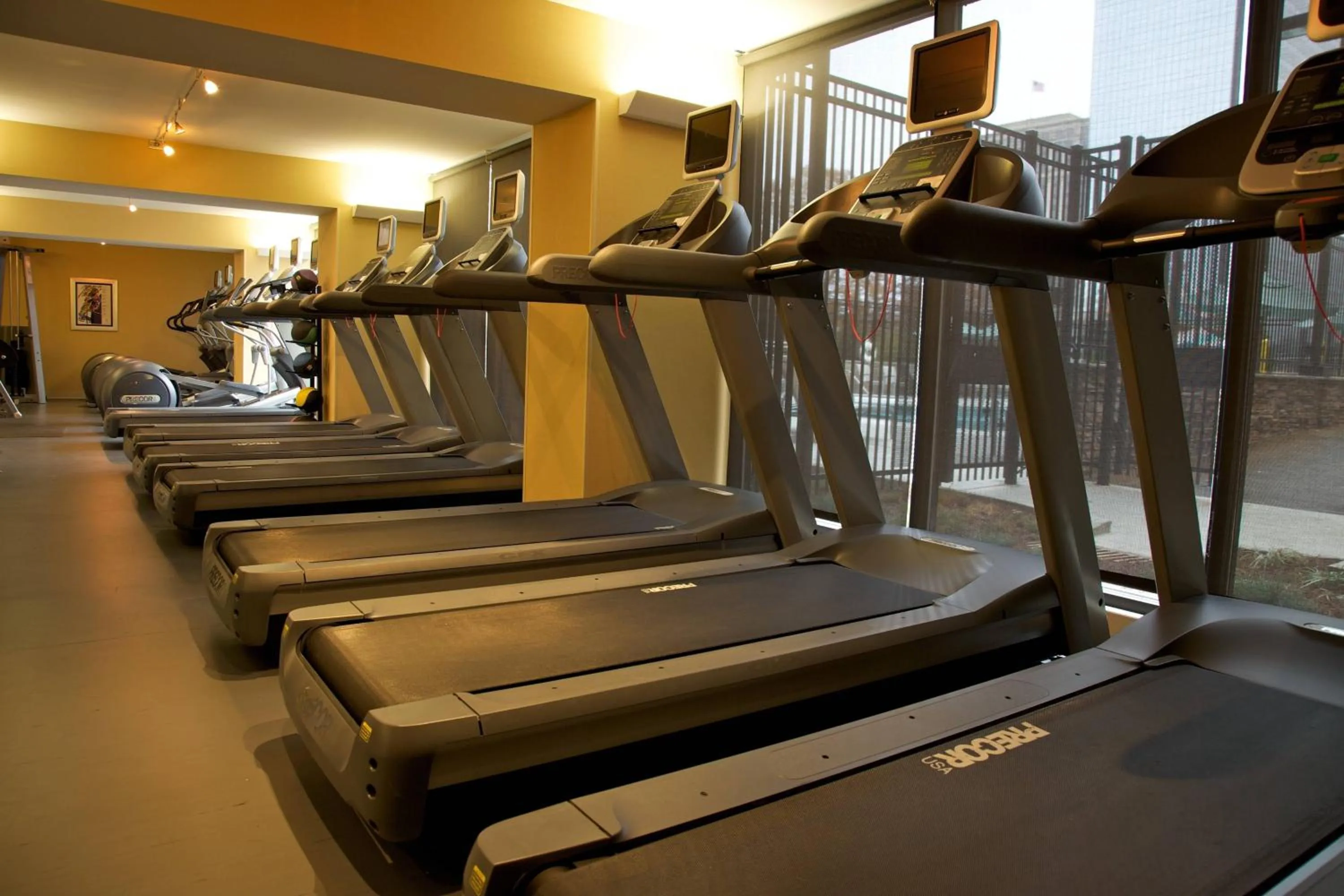 Fitness centre/facilities in Wyndham Atlanta Buckhead Hotel & Conference Center