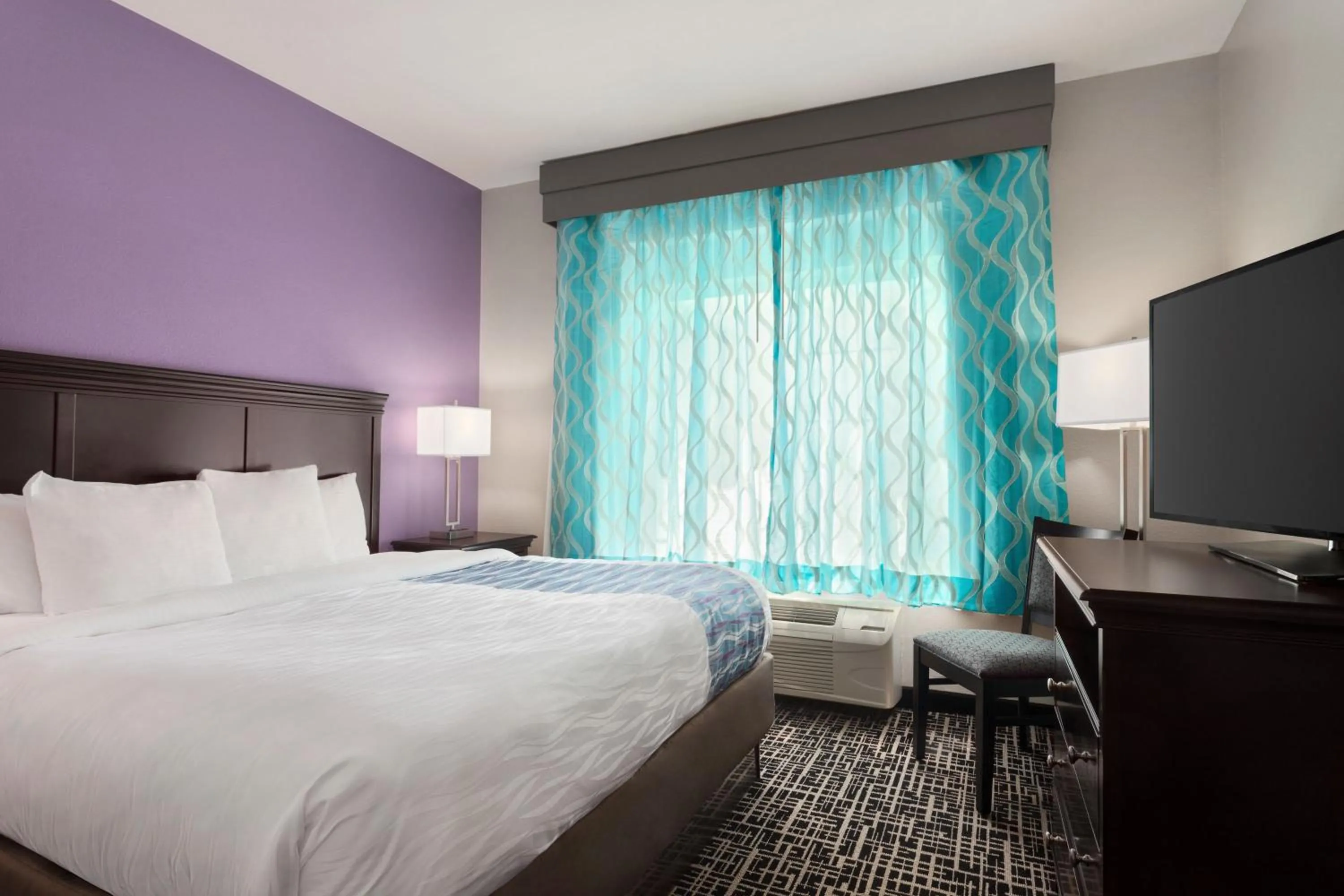 Bed in La Quinta by Wyndham Cookeville