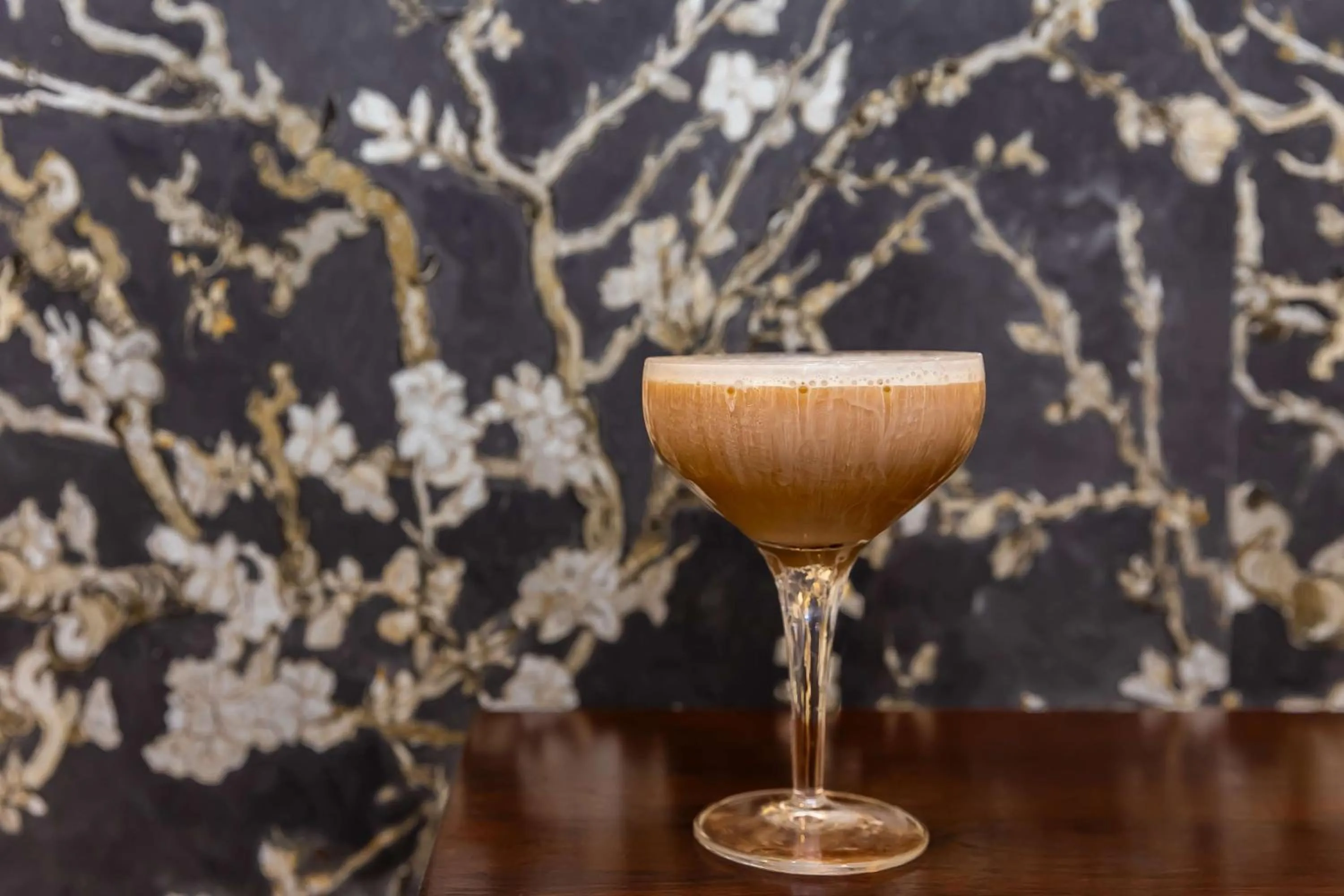 Lounge or bar in The American Hotel Atlanta Downtown-a Doubletree by Hilton