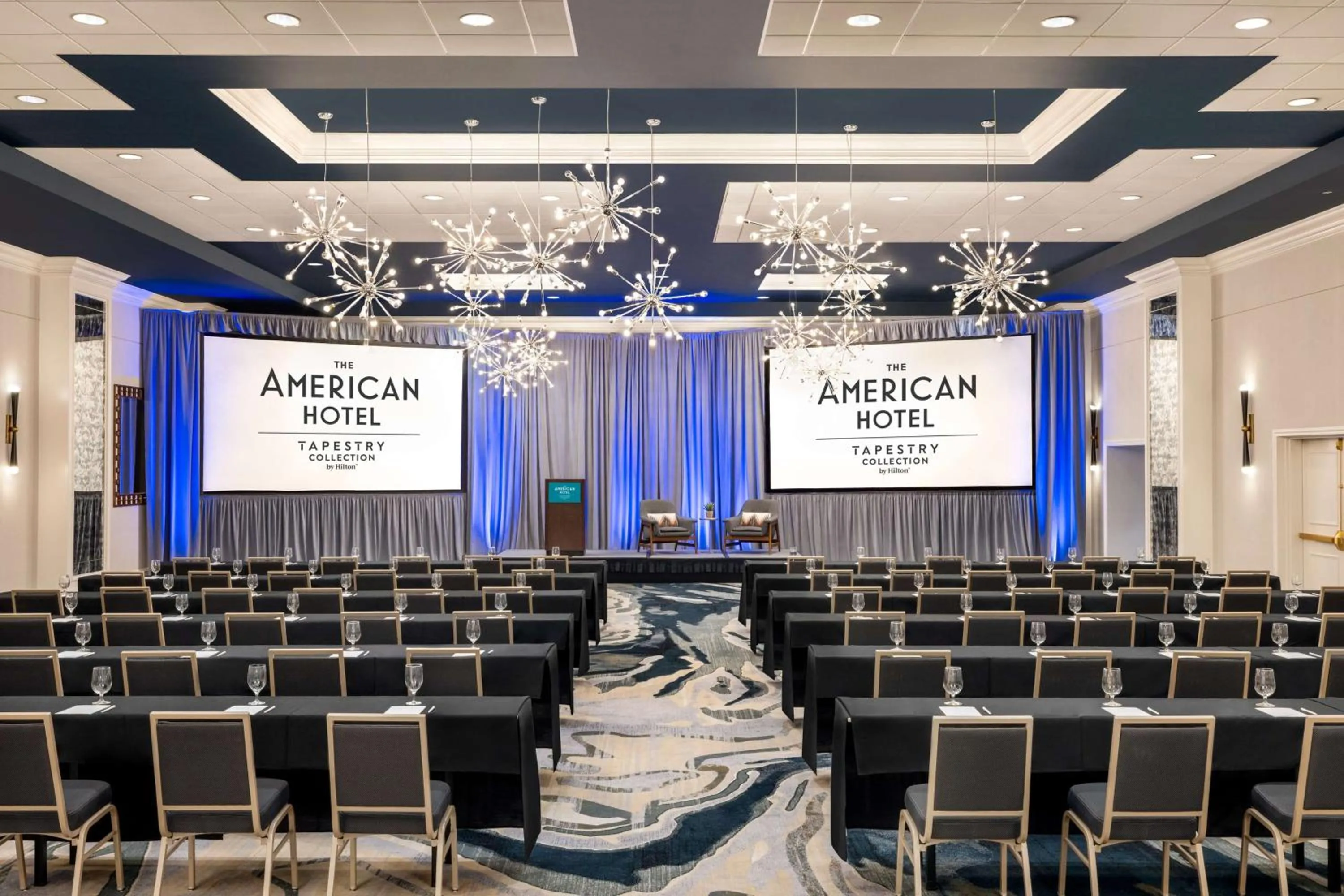 Meeting/conference room in The American Hotel Atlanta Downtown-a Doubletree by Hilton