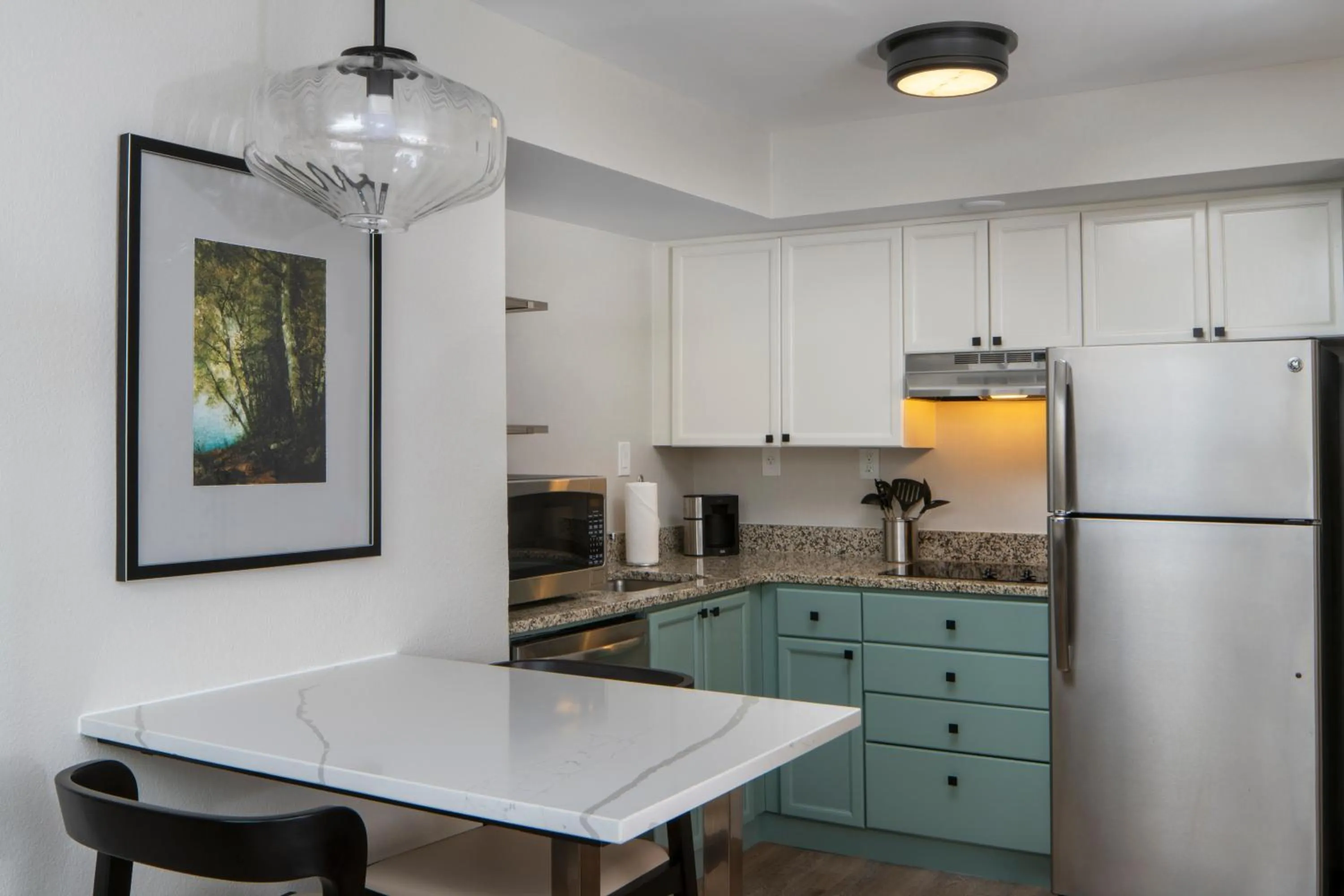 kitchen in Residence Inn Atlanta Buckhead/Lenox Park