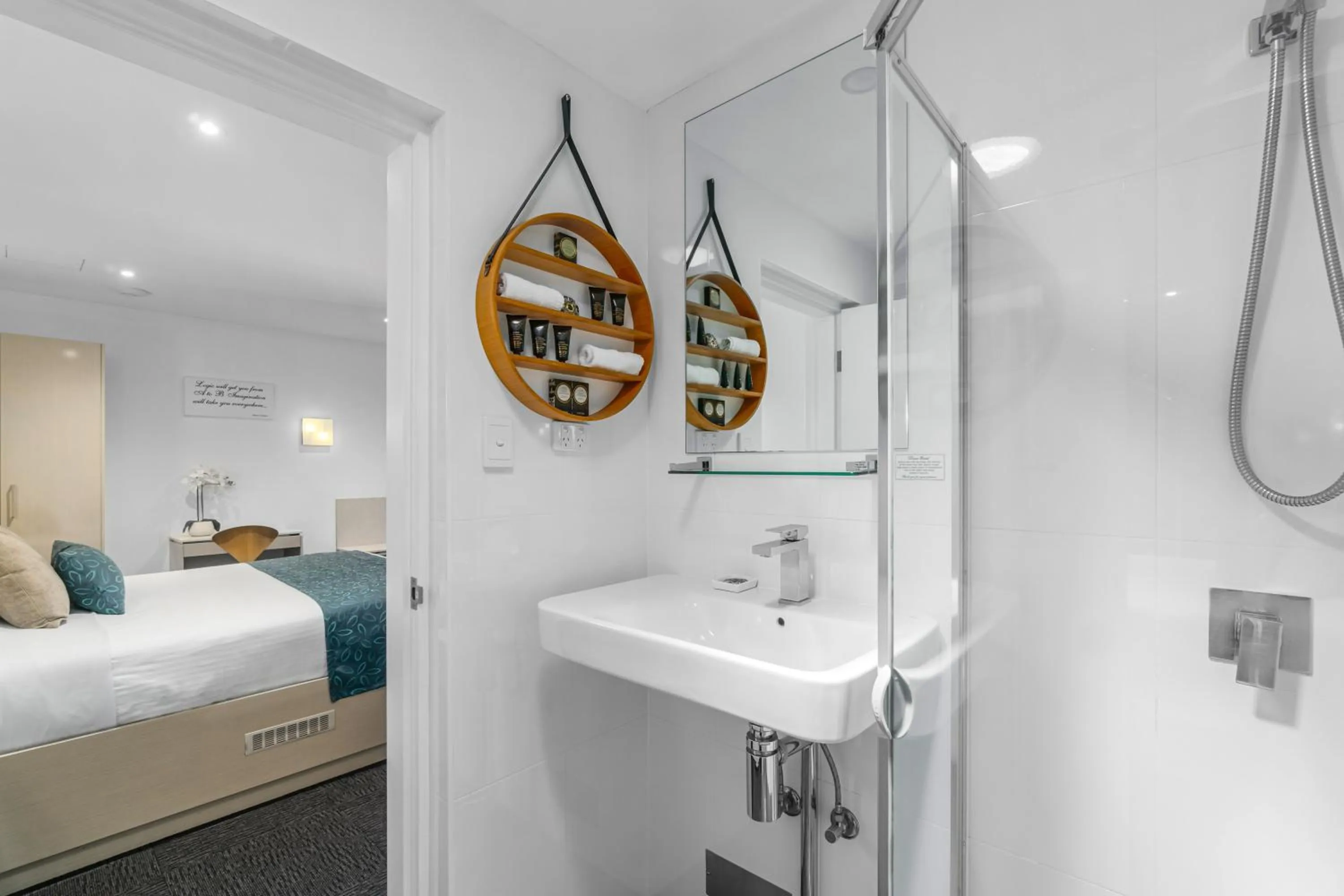 Bathroom, Bed in North Adelaide Boutique Stays Accommodation