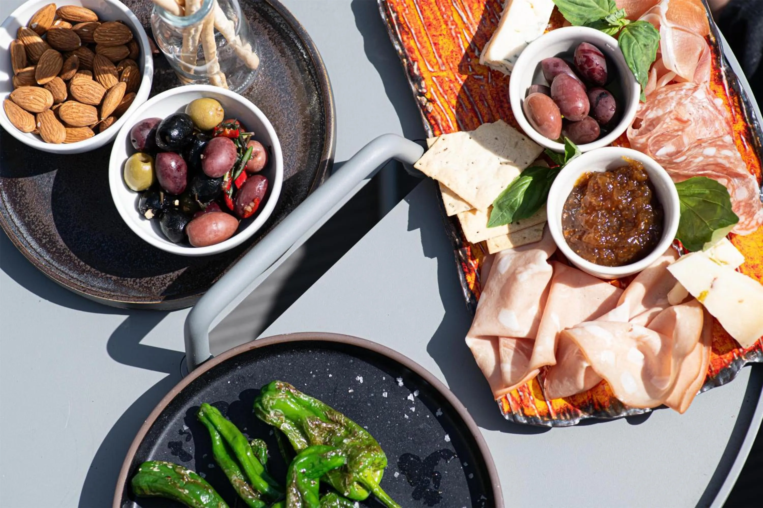 Lounge or bar in Radisson Blu Hotel Lietuva