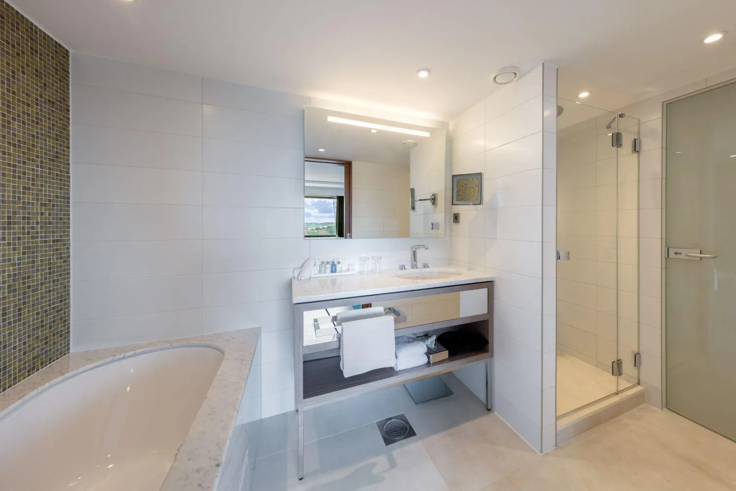 Toilet in Radisson Blu Hotel Lietuva