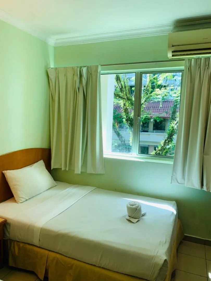 Bed in Hotel City Star