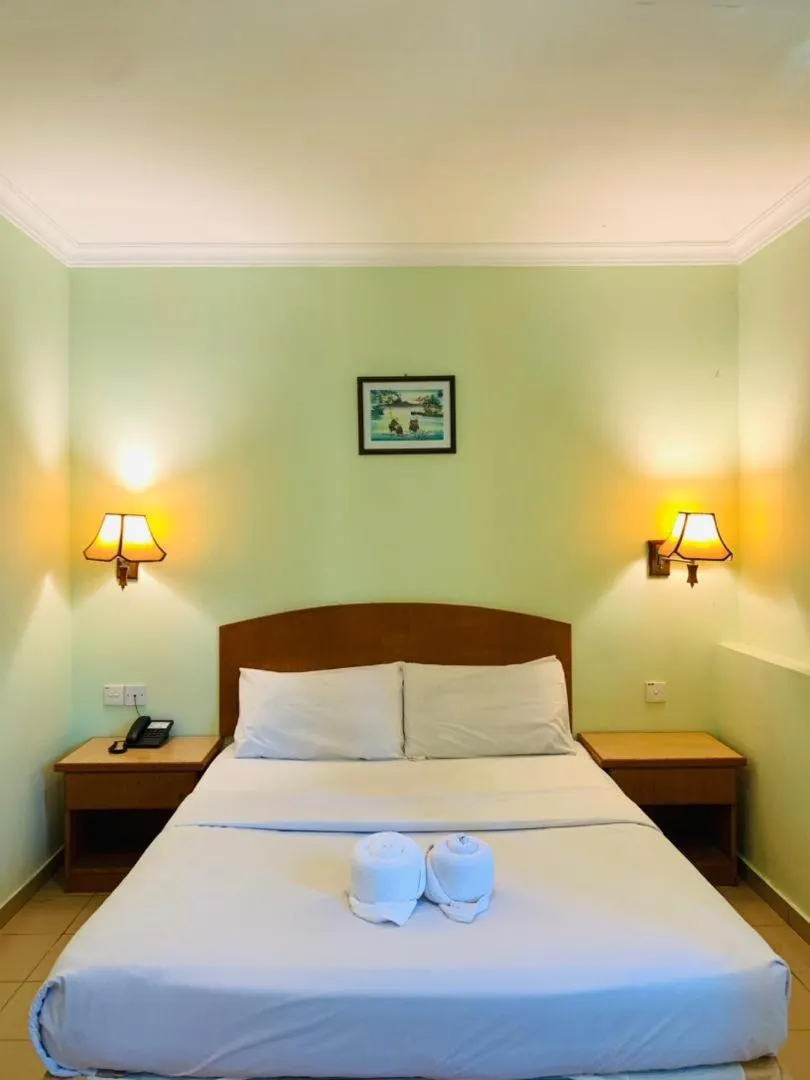 Bed in Hotel City Star