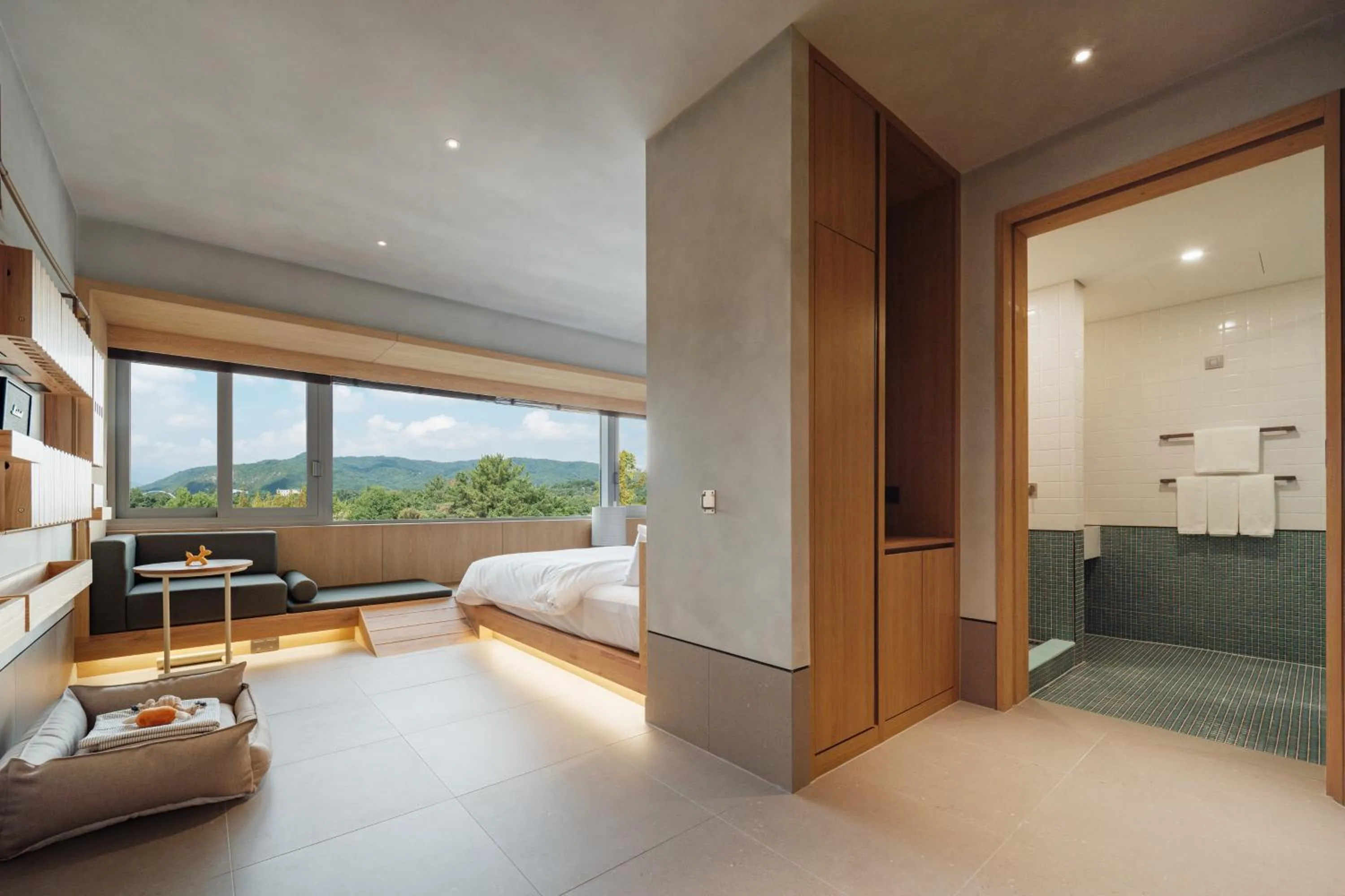 Decorative detail, Bed in Kinock