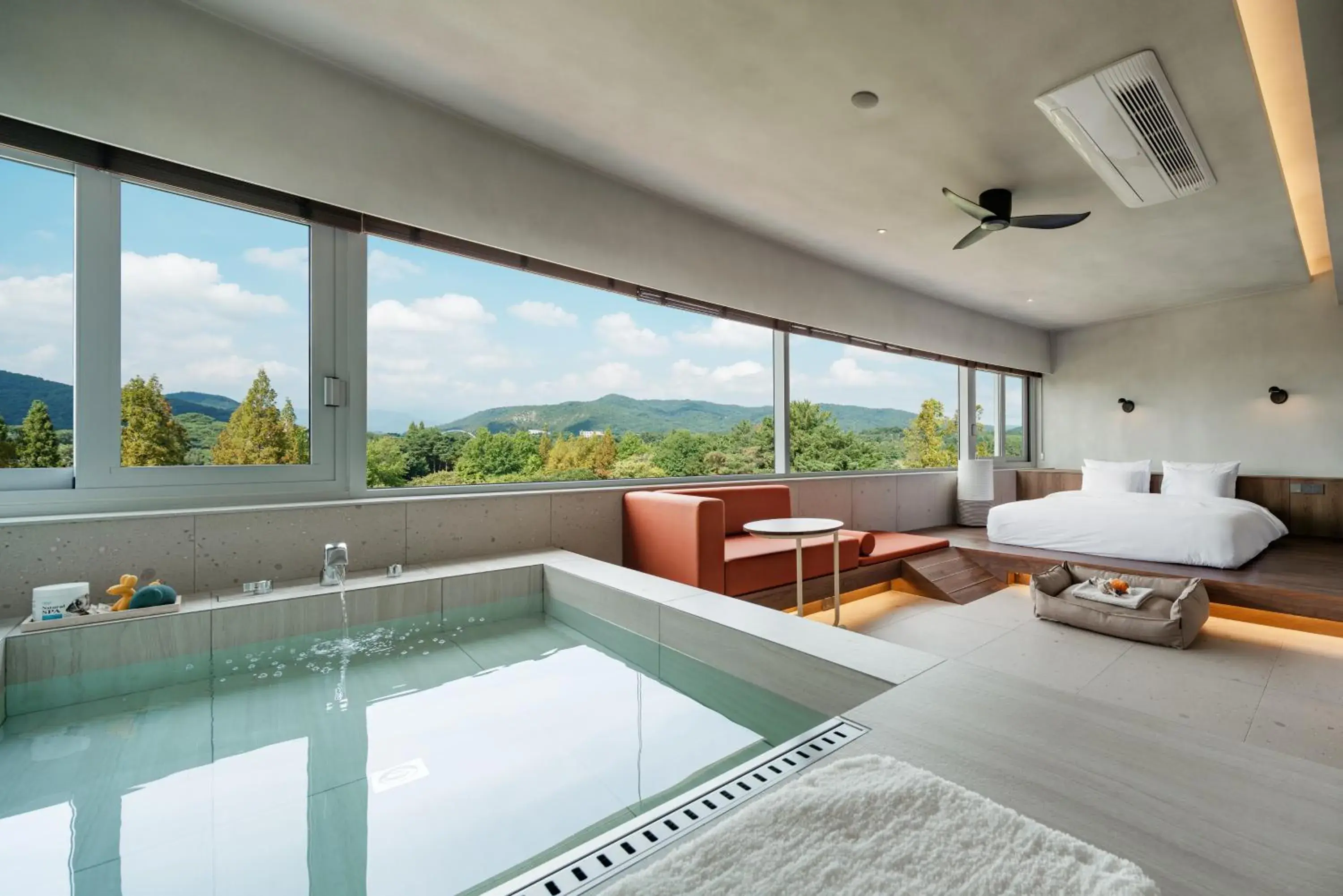 KINOCK PKG - KINOCK SIGNATURE (Good morning service for 2 + Pet Park 1 day Pass) in Kinock KINOCK PKG - KINOCK SIGNATURE (Good morning service for 2 + Pet Park 1 day Pass) in Kinock