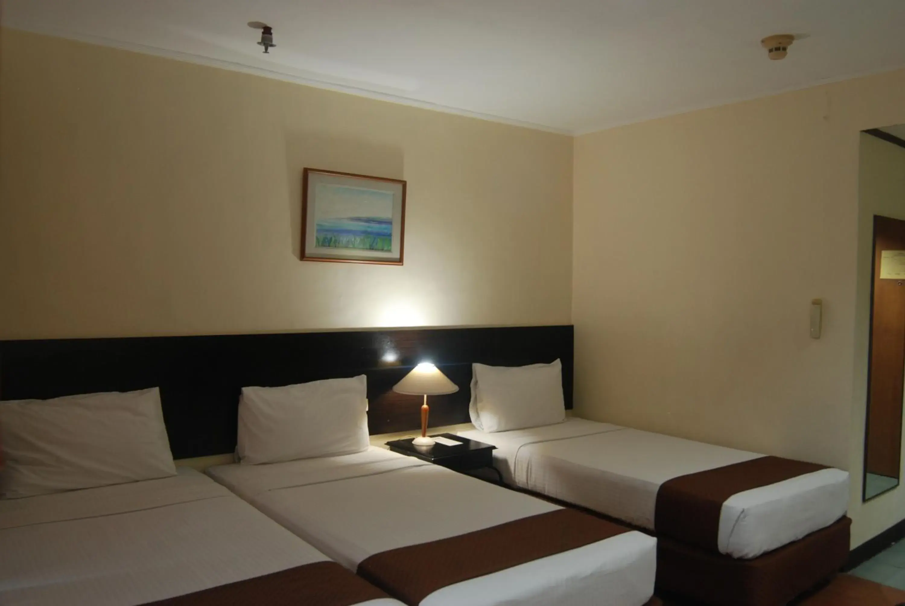 Triple Room in Golden Peak Hotel & Suites powered by Cocotel Triple Room in Golden Peak Hotel & Suites powered by Cocotel