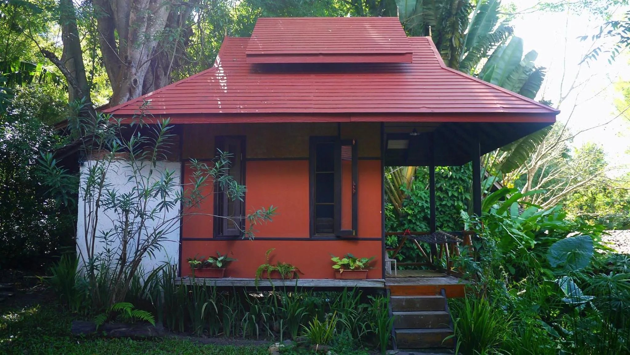 Photo of the whole room in Pho Rak Nah Pai