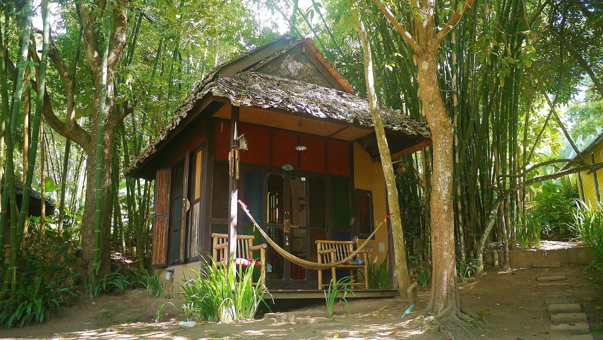 Photo of the whole room in Pho Rak Nah Pai