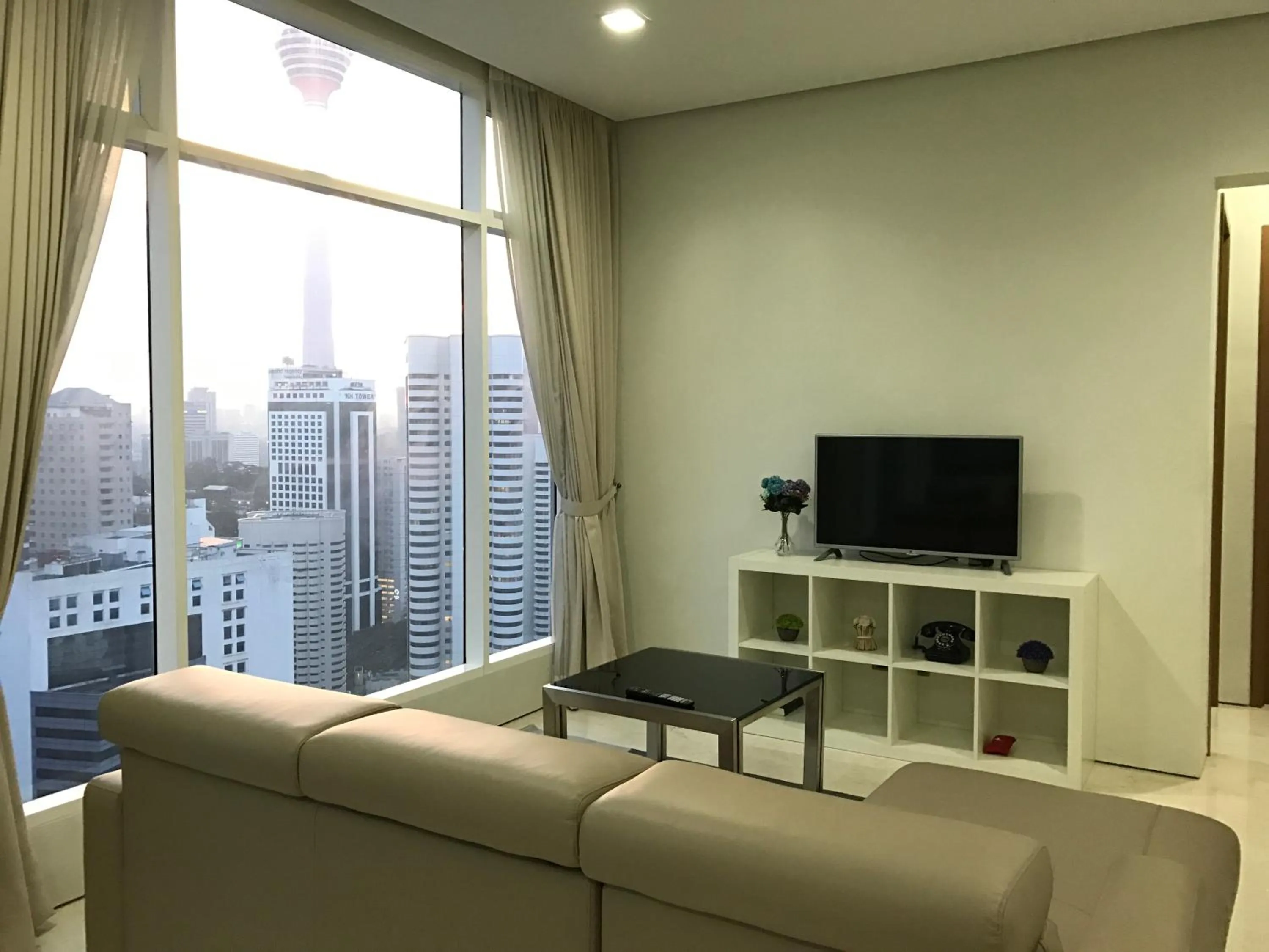 Soho Suites Klcc By Pnut