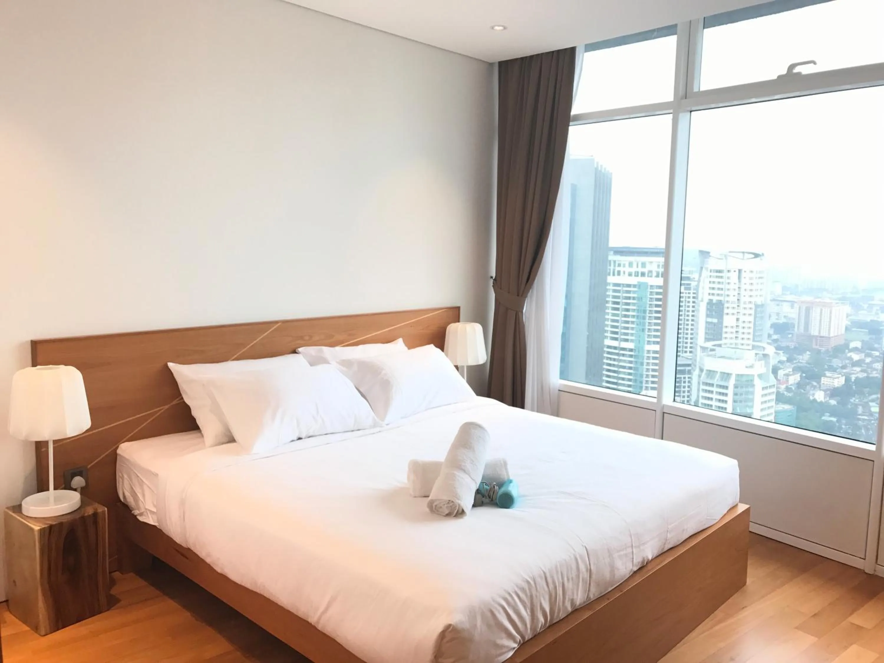Bed in VORTEX SUITES KLCC by PNUT With NETFLIX