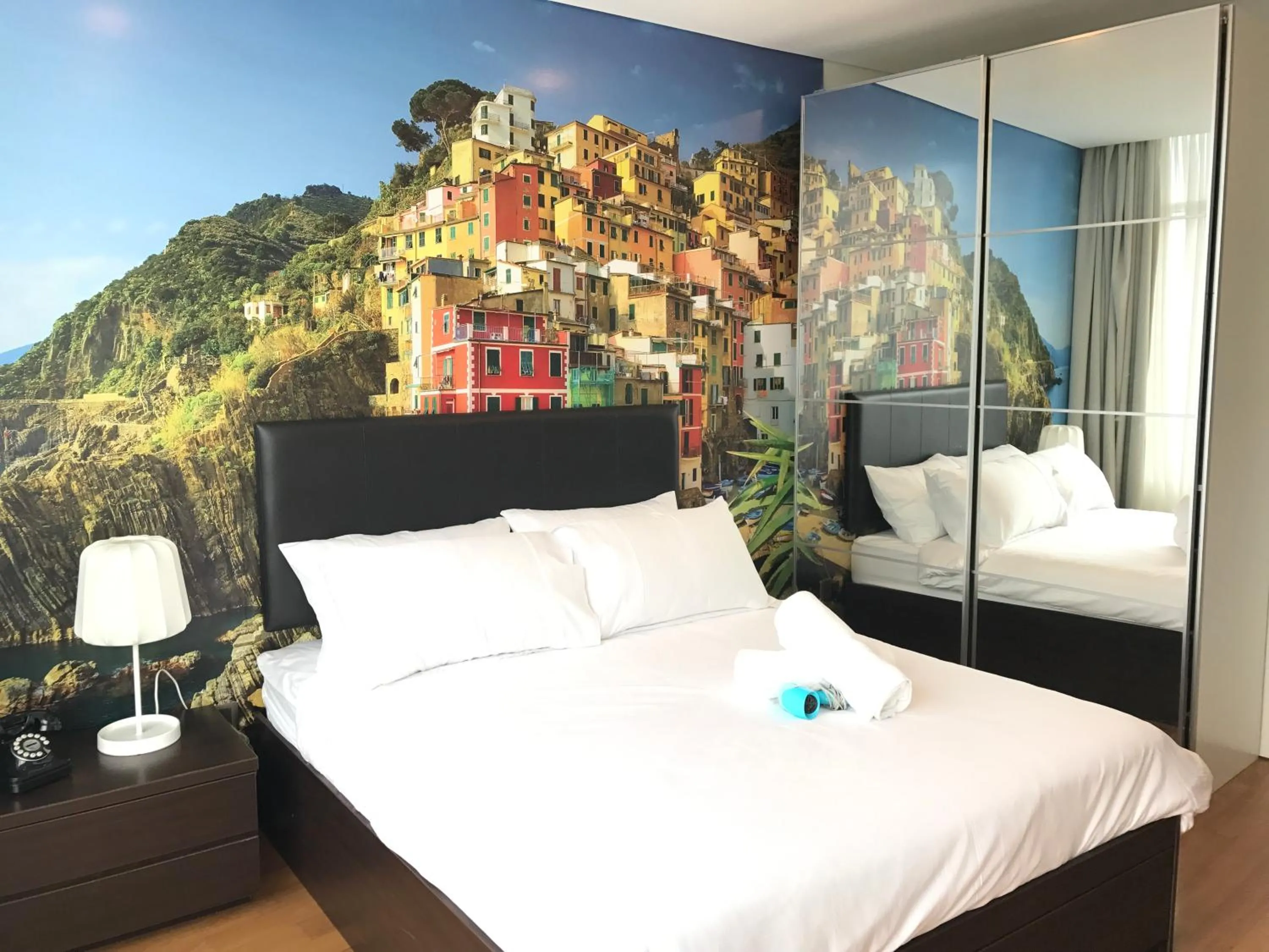 Bed in VORTEX SUITES KLCC by PNUT With NETFLIX