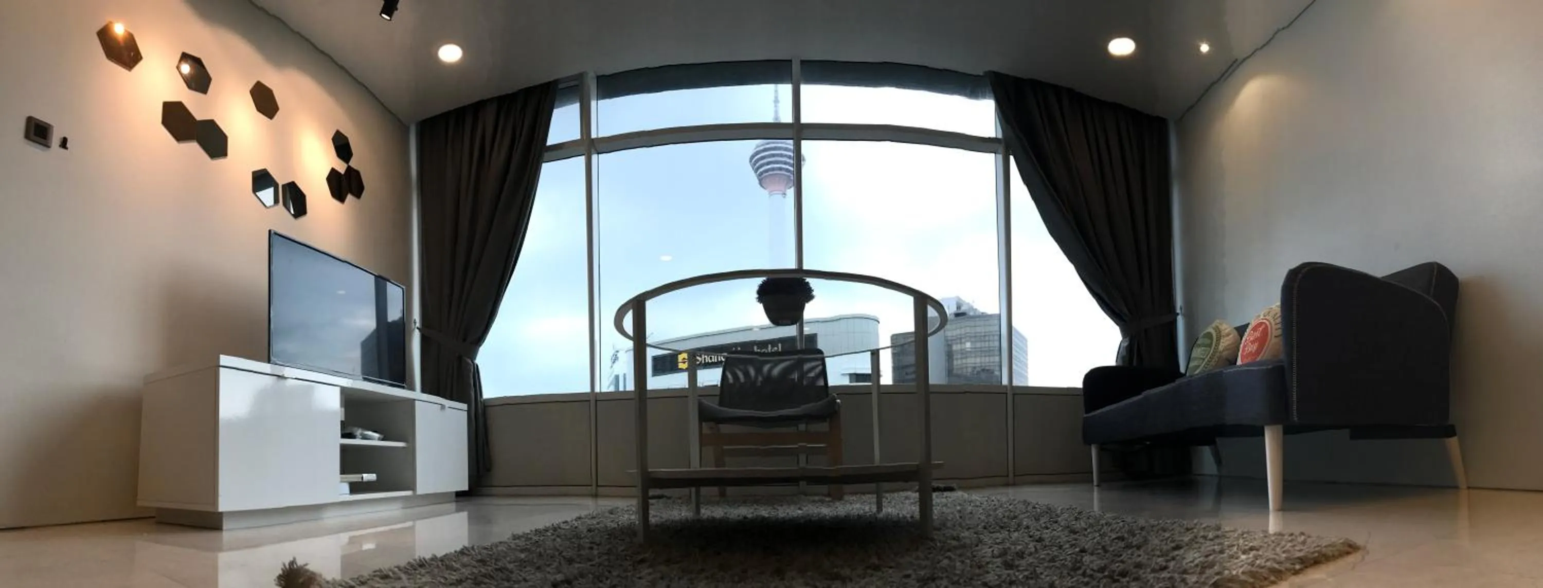 VORTEX SUITES KLCC by PNUT With NETFLIX