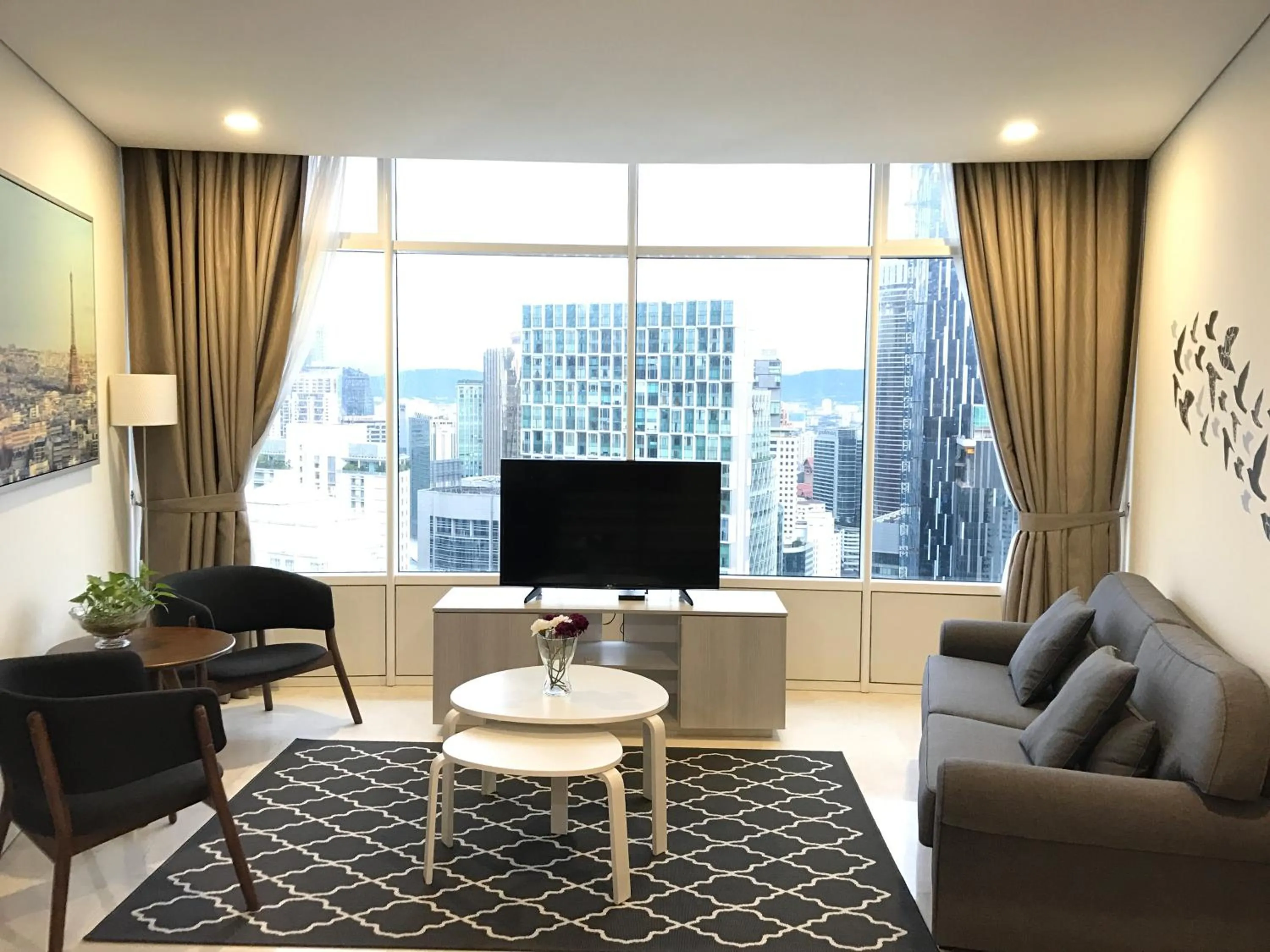 VORTEX SUITES KLCC by PNUT With NETFLIX