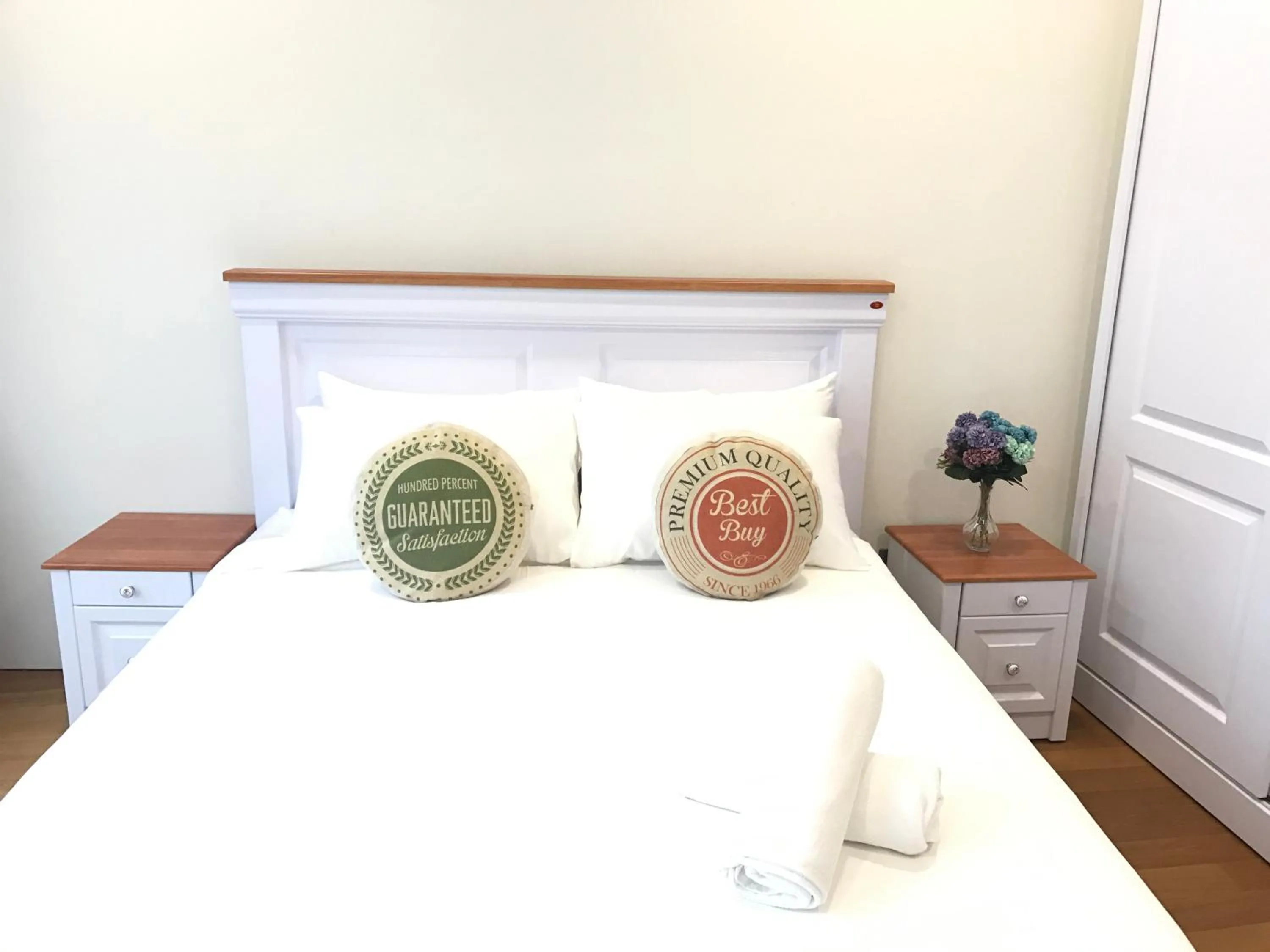 Bed in VORTEX SUITES KLCC by PNUT With NETFLIX