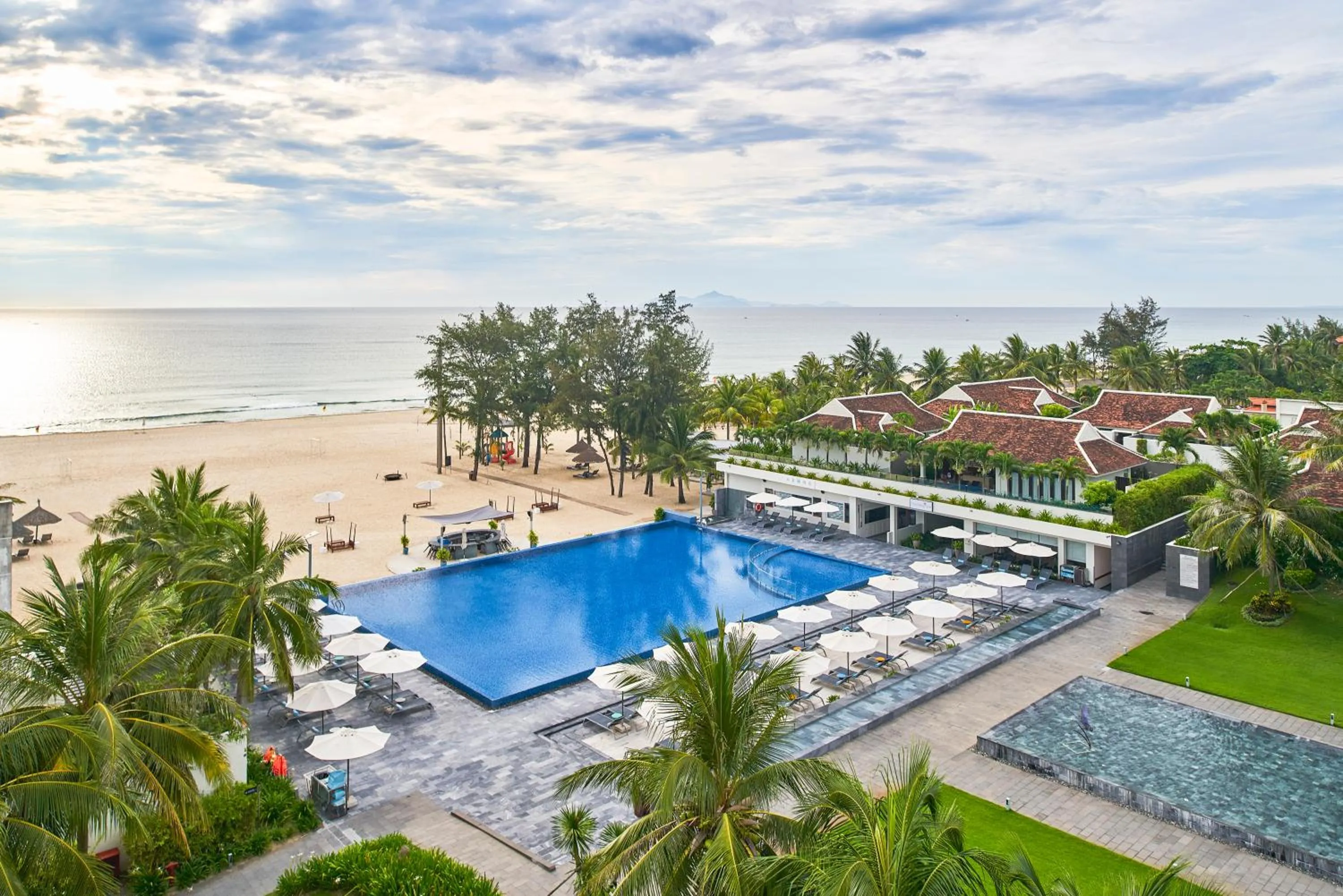 Day in Pullman Danang Beach Resort