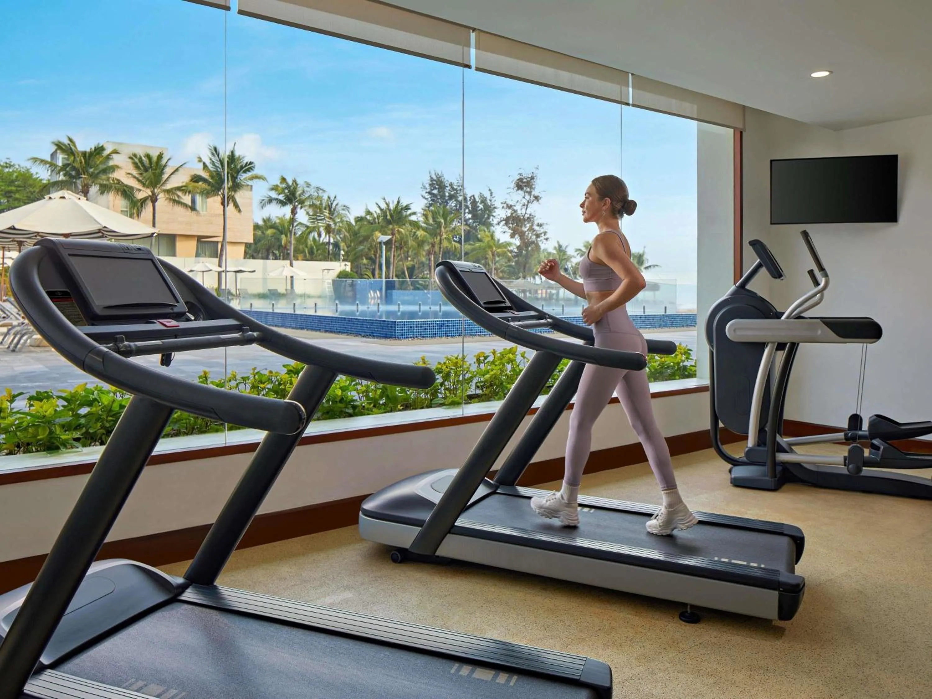 Fitness centre/facilities in Pullman Danang Beach Resort
