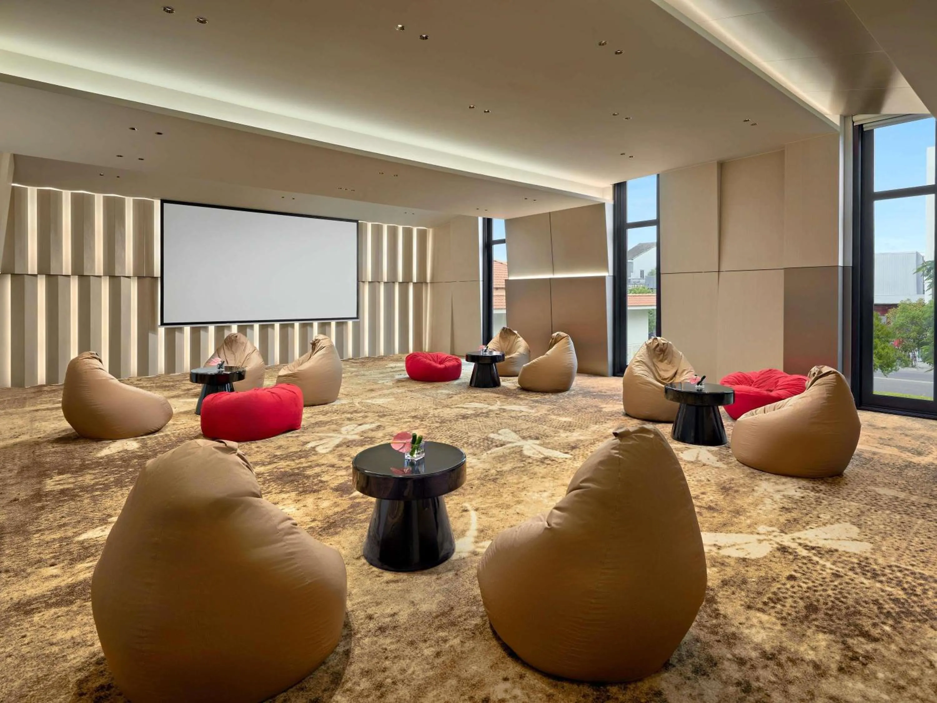 Meeting/conference room in Pullman Danang Beach Resort