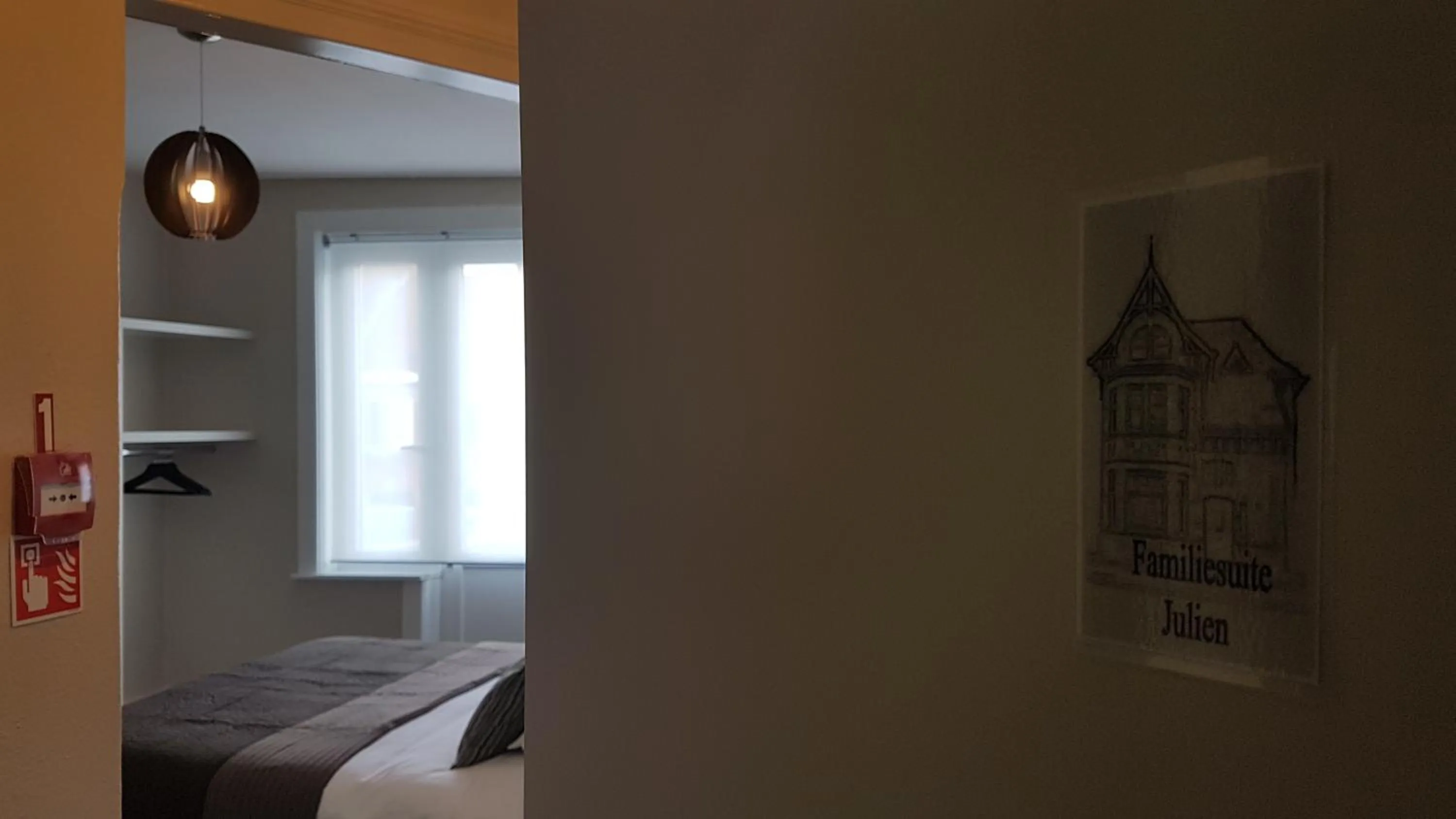 Bed in B&B Charles Cabour