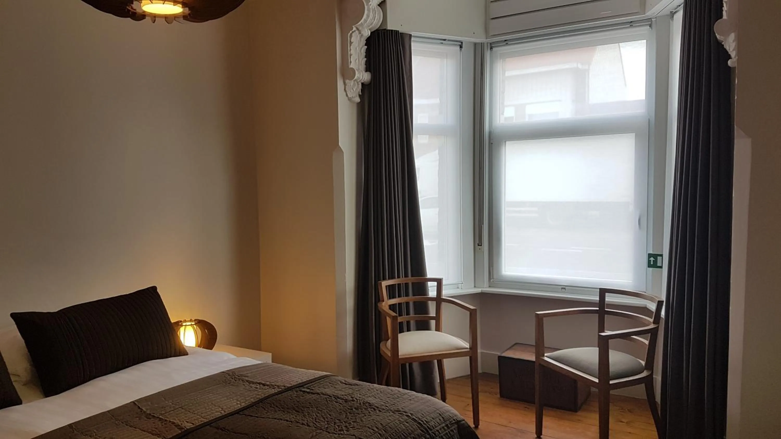 Bed in B&B Charles Cabour