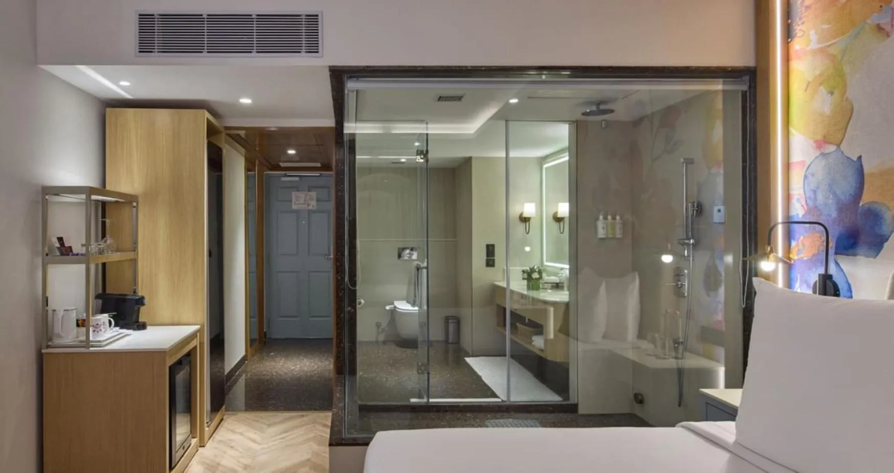 Bathroom in Hotel Royal Orchid Bangalore