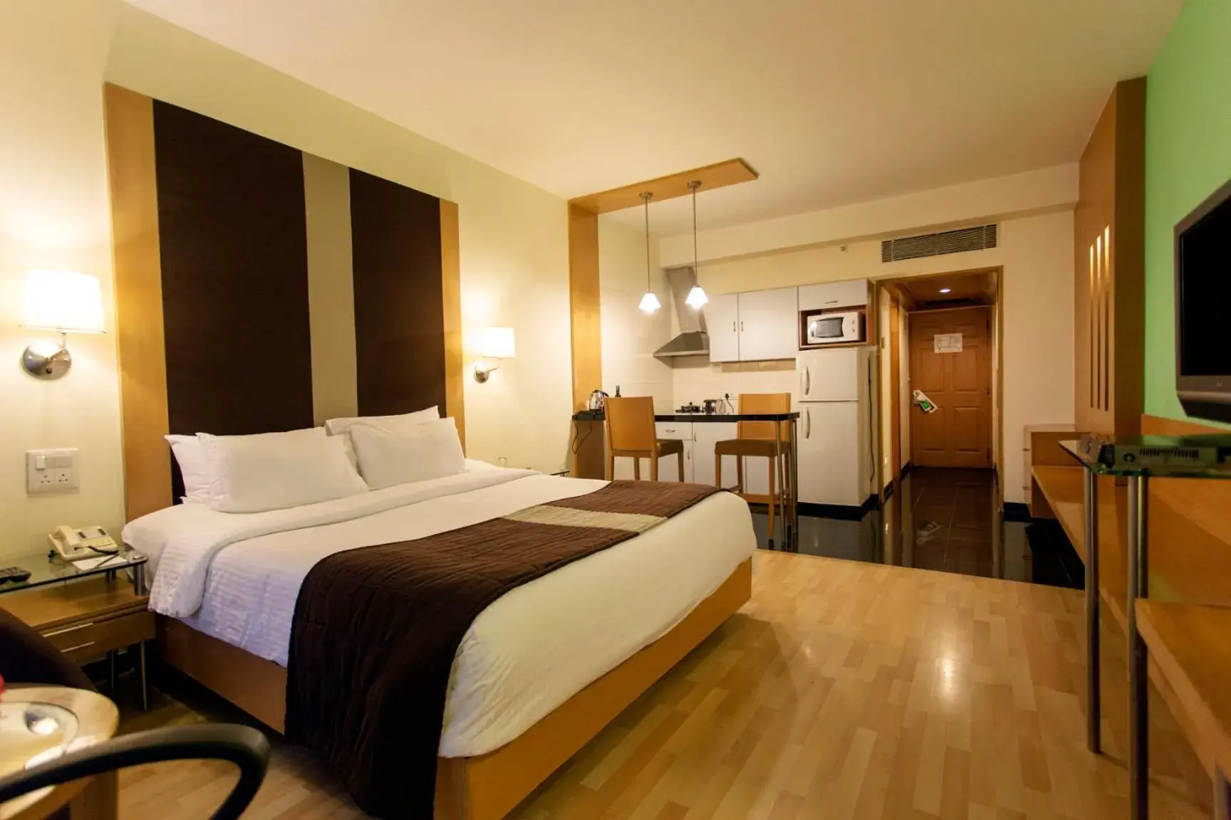 One-Bedroom Suite - single occupancy in Hotel Royal Orchid Bangalore One-Bedroom Suite - single occupancy in Hotel Royal Orchid Bangalore