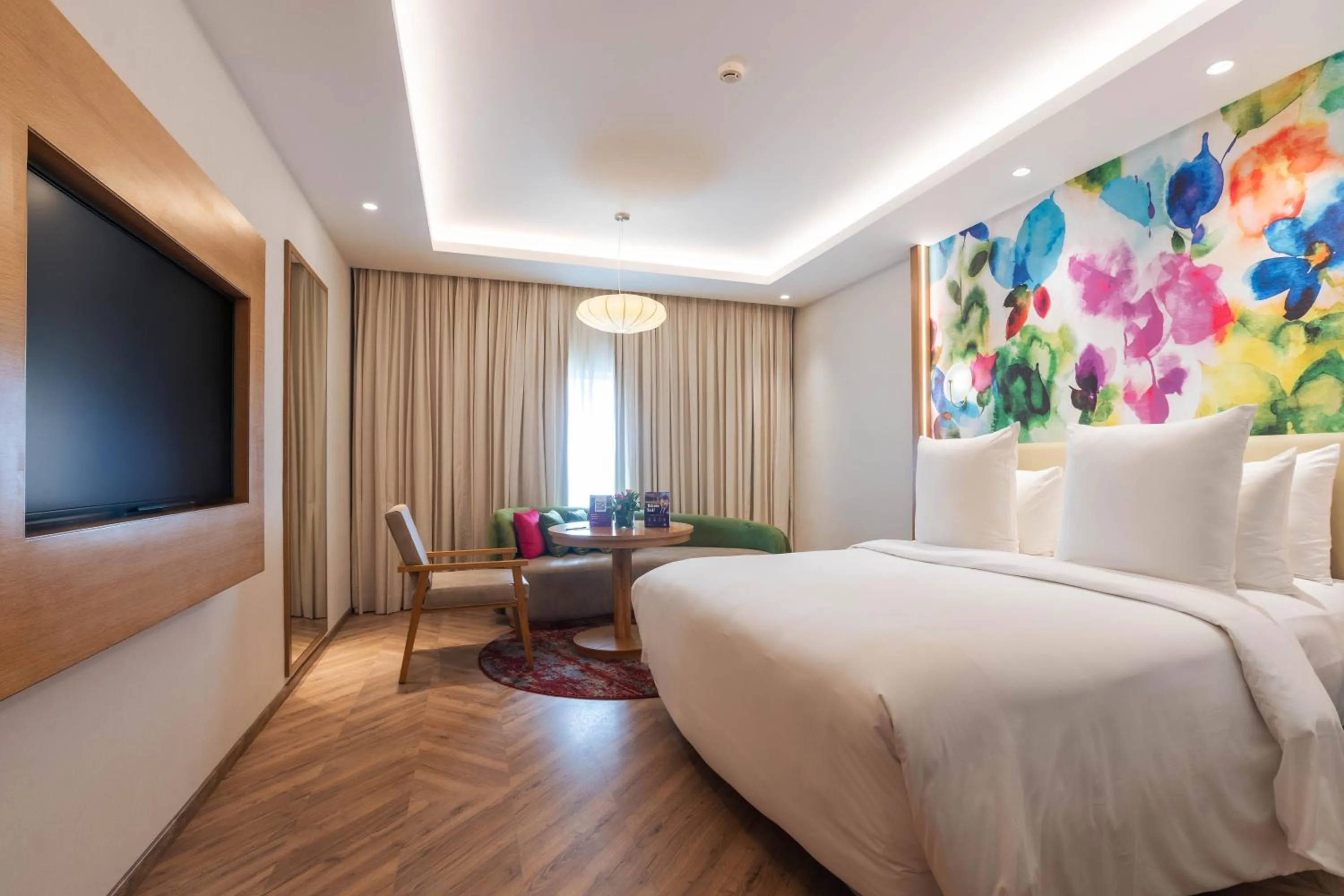 Bed in Hotel Royal Orchid Bangalore