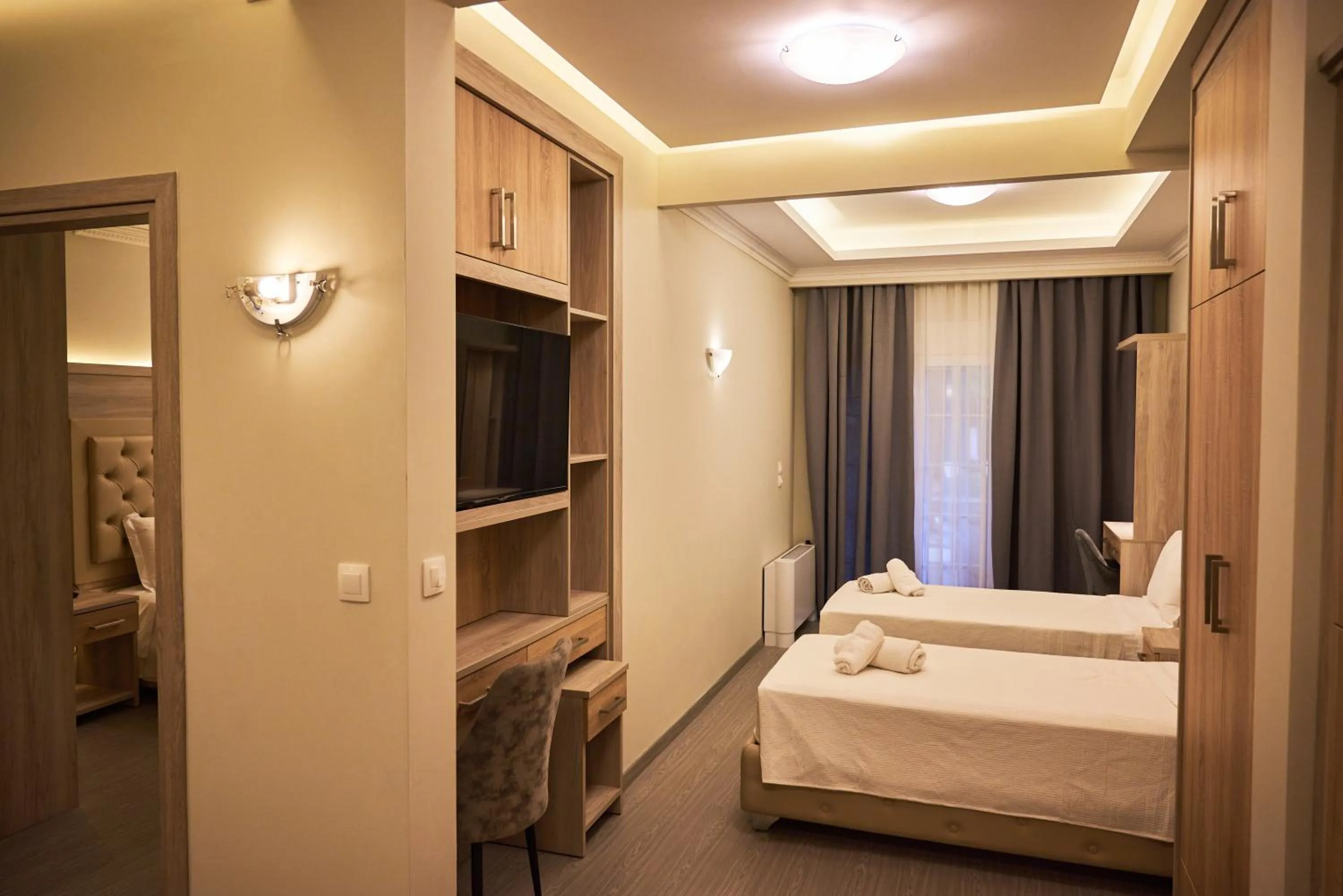 Bed in Famissi Eden Hotel