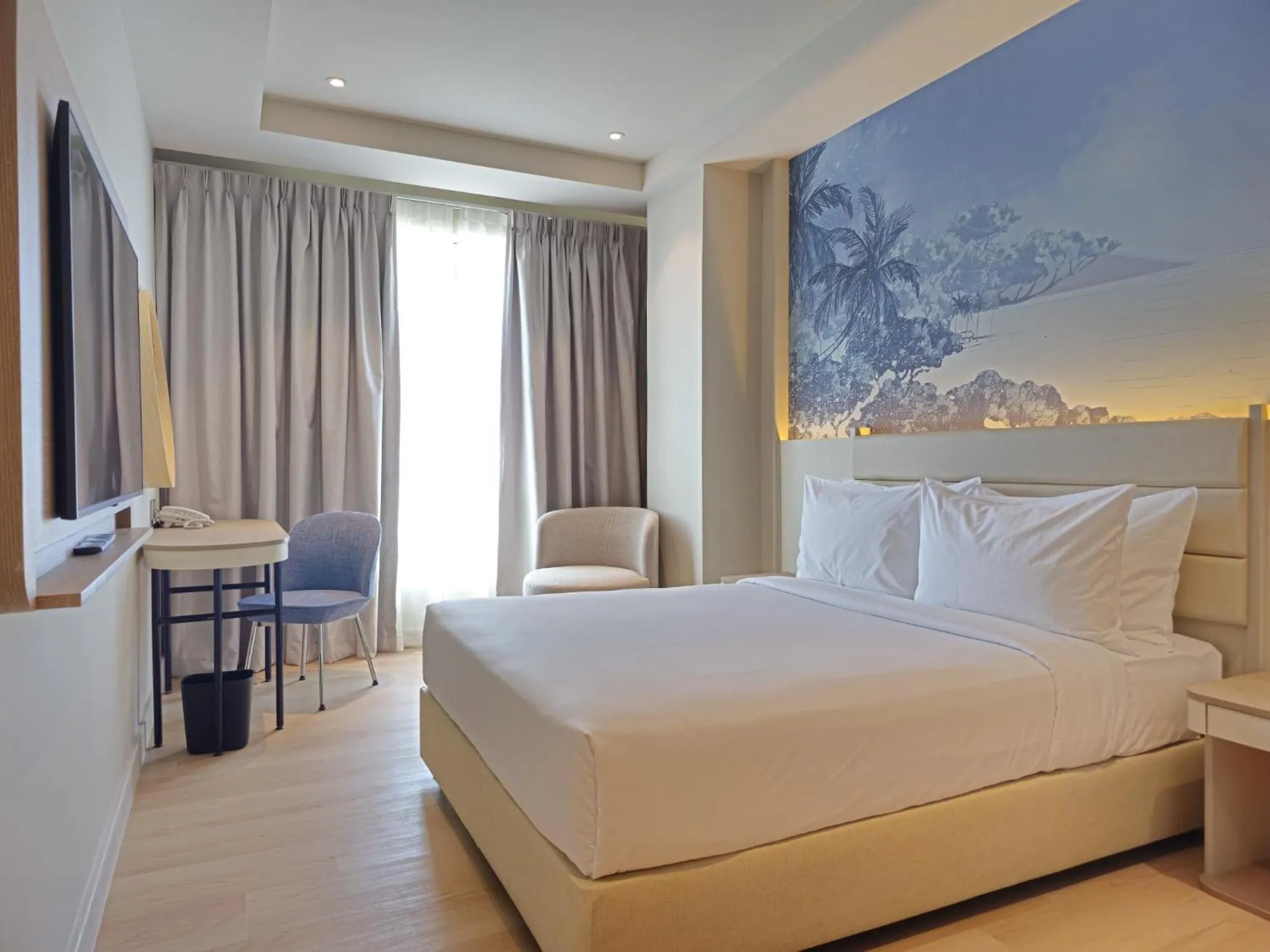 Bedroom, Bed in Cititel Express Kota Kinabalu