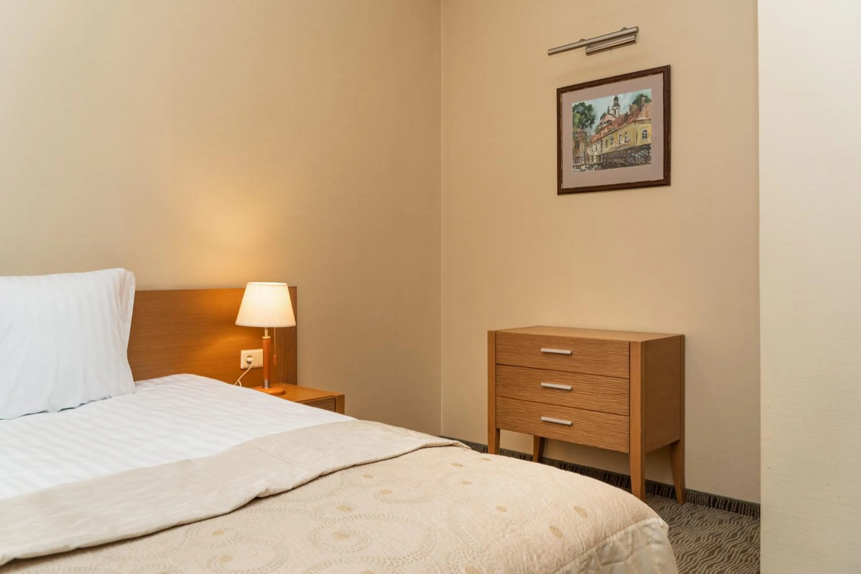 Bed in Mabre Residence