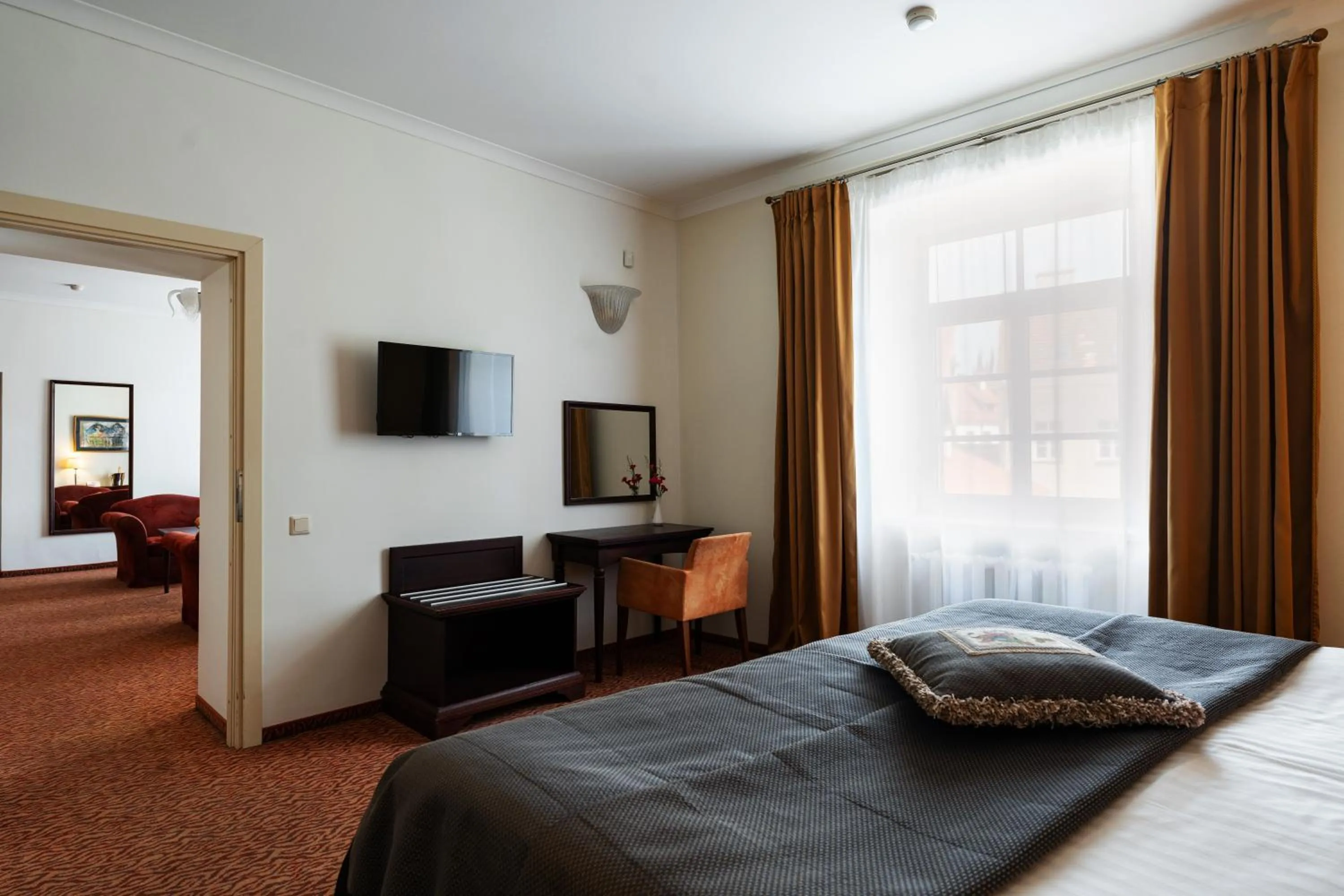 Bed in Mabre Residence