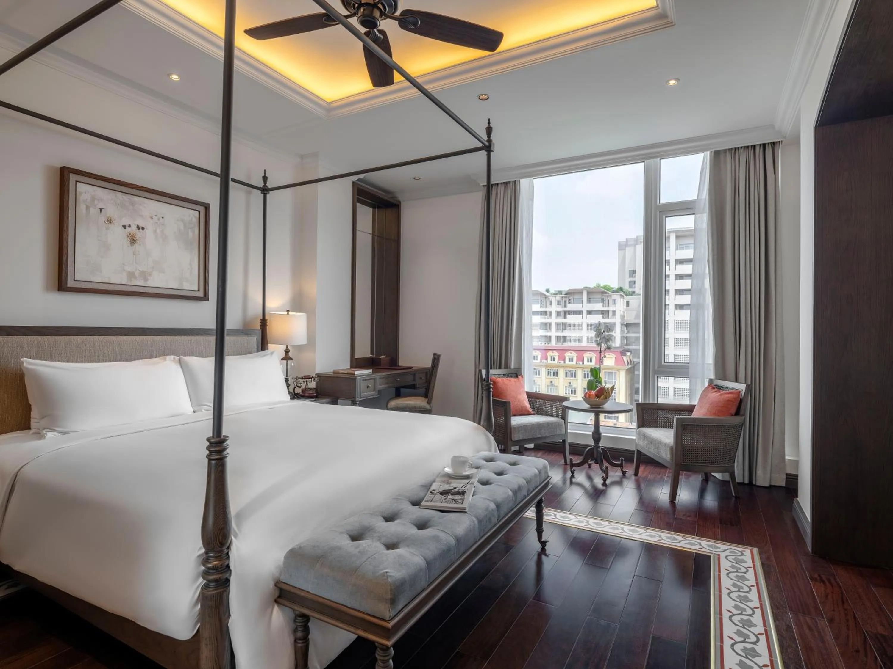 Photo of the whole room, Bed in De Syloia Hotel