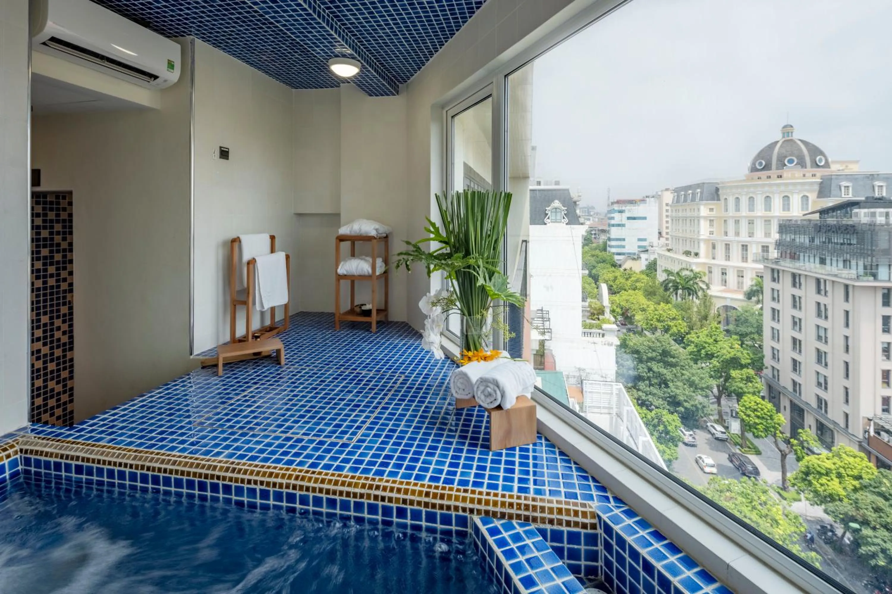 Spa and wellness centre/facilities in De Syloia Hotel