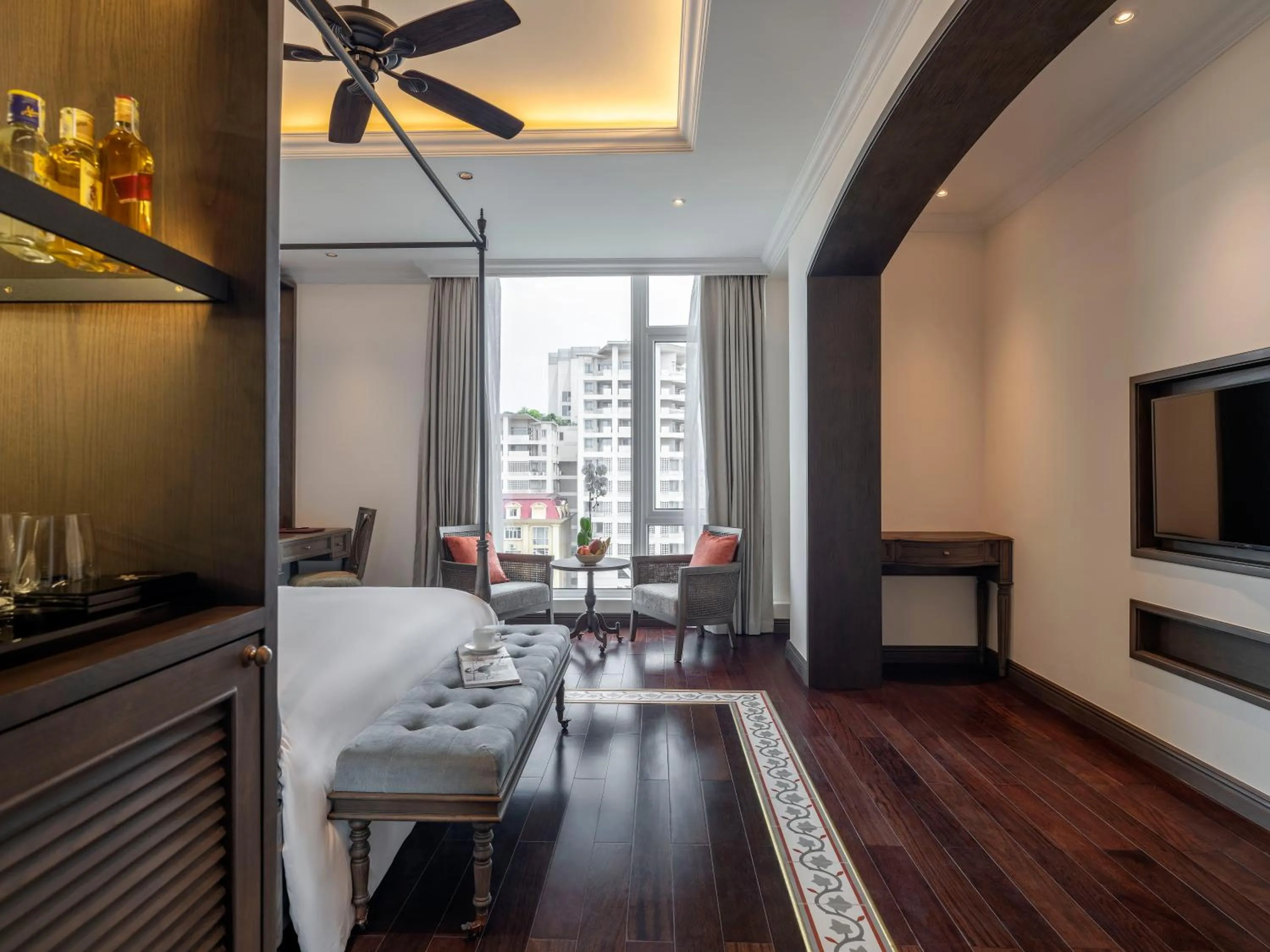 Bedroom in De Syloia Hotel