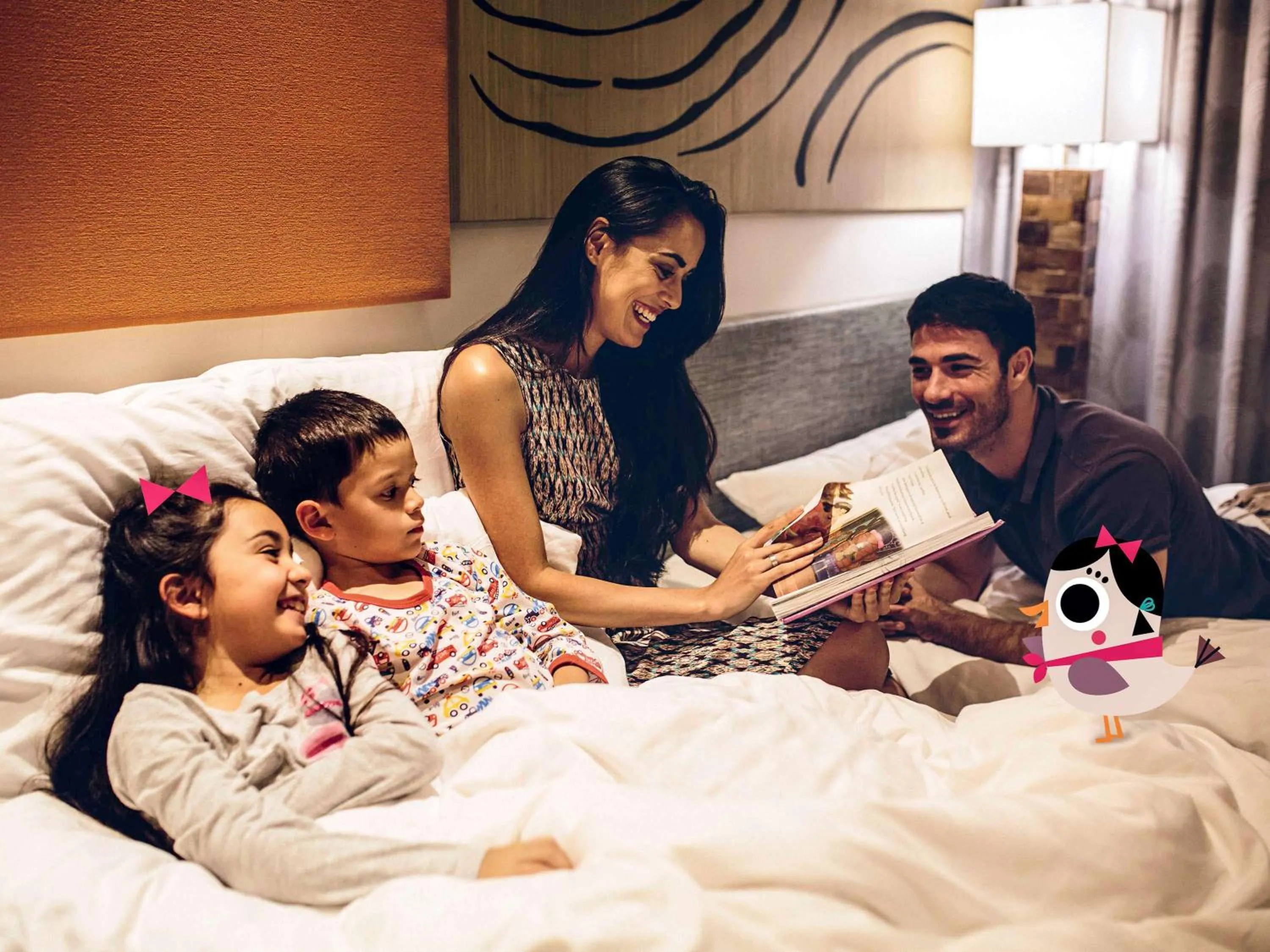 Photo of the whole room, Bed in Mövenpick Hotel Casablanca