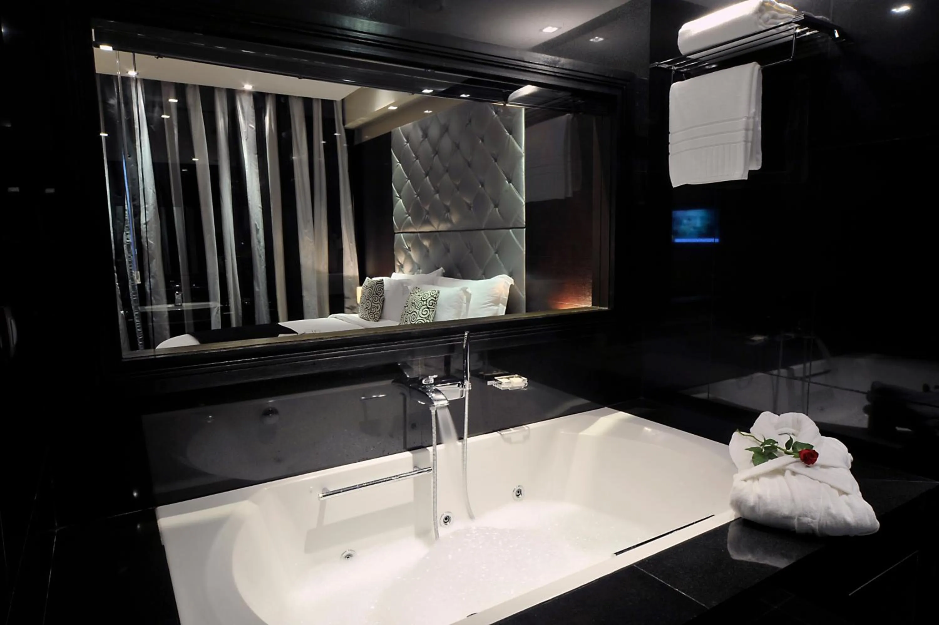 Bathroom in Mövenpick Hotel Casablanca