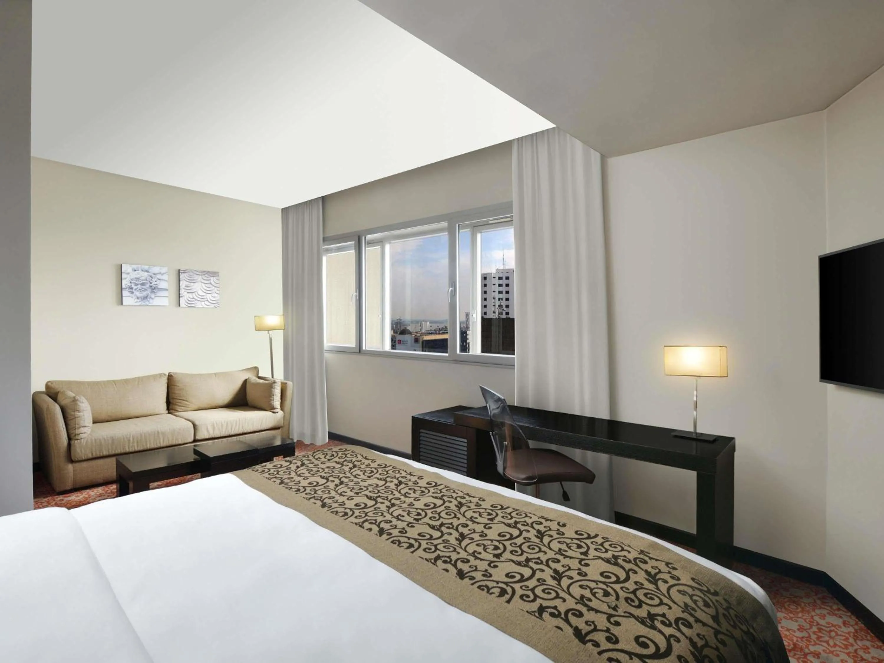 Photo of the whole room, Bed in Mövenpick Hotel Casablanca