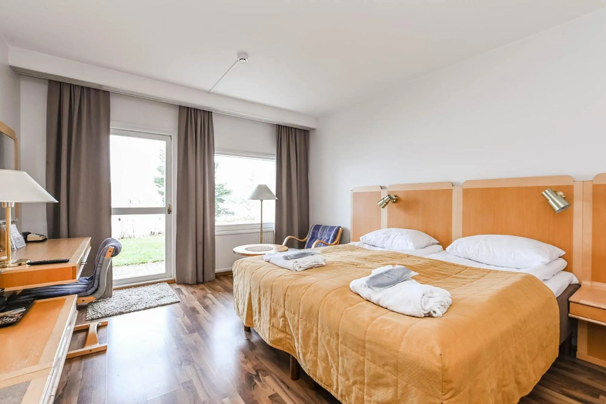 Photo of the whole room, Bed in Hotel Kumpeli Spa