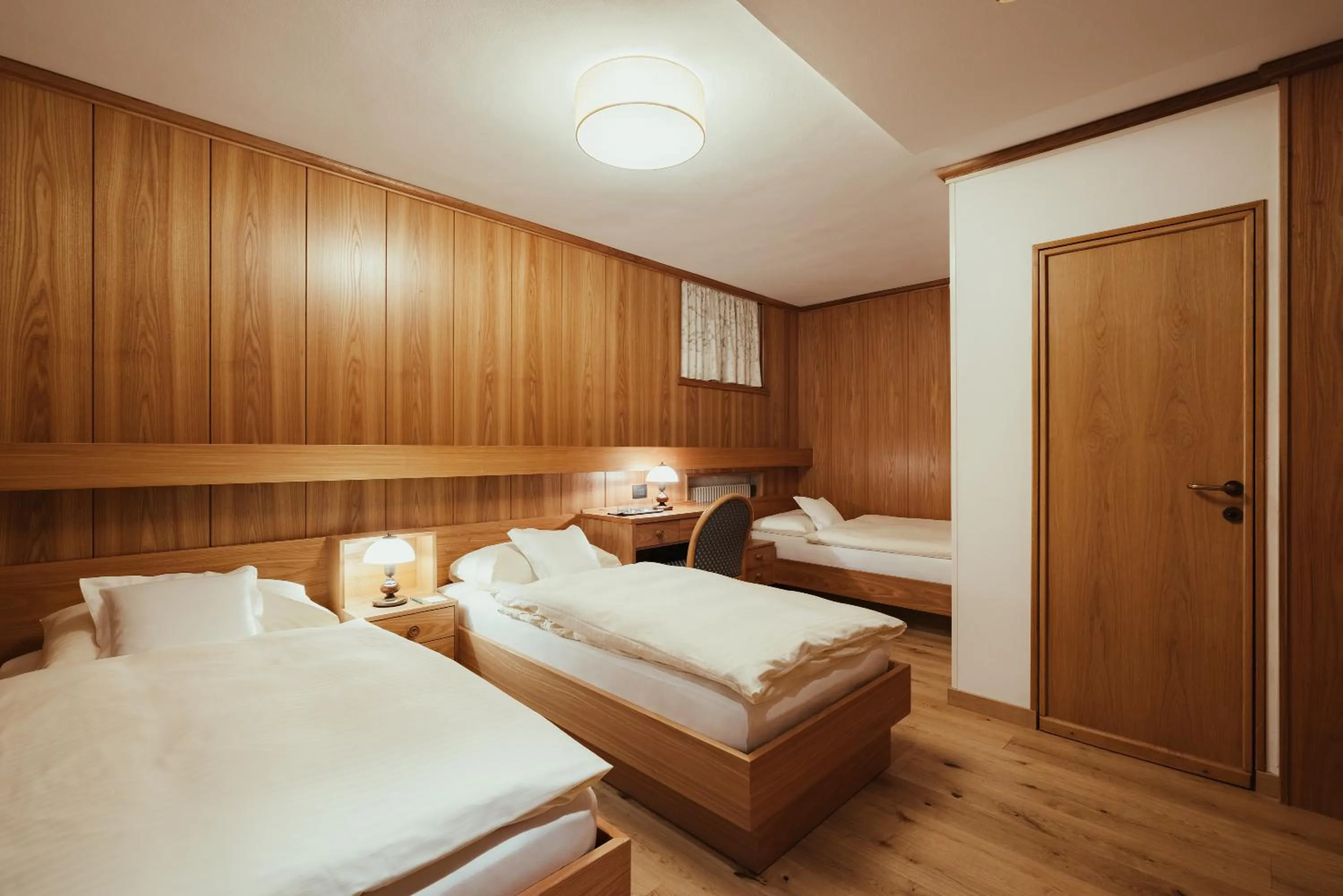 children, Bed in Hotel Grien